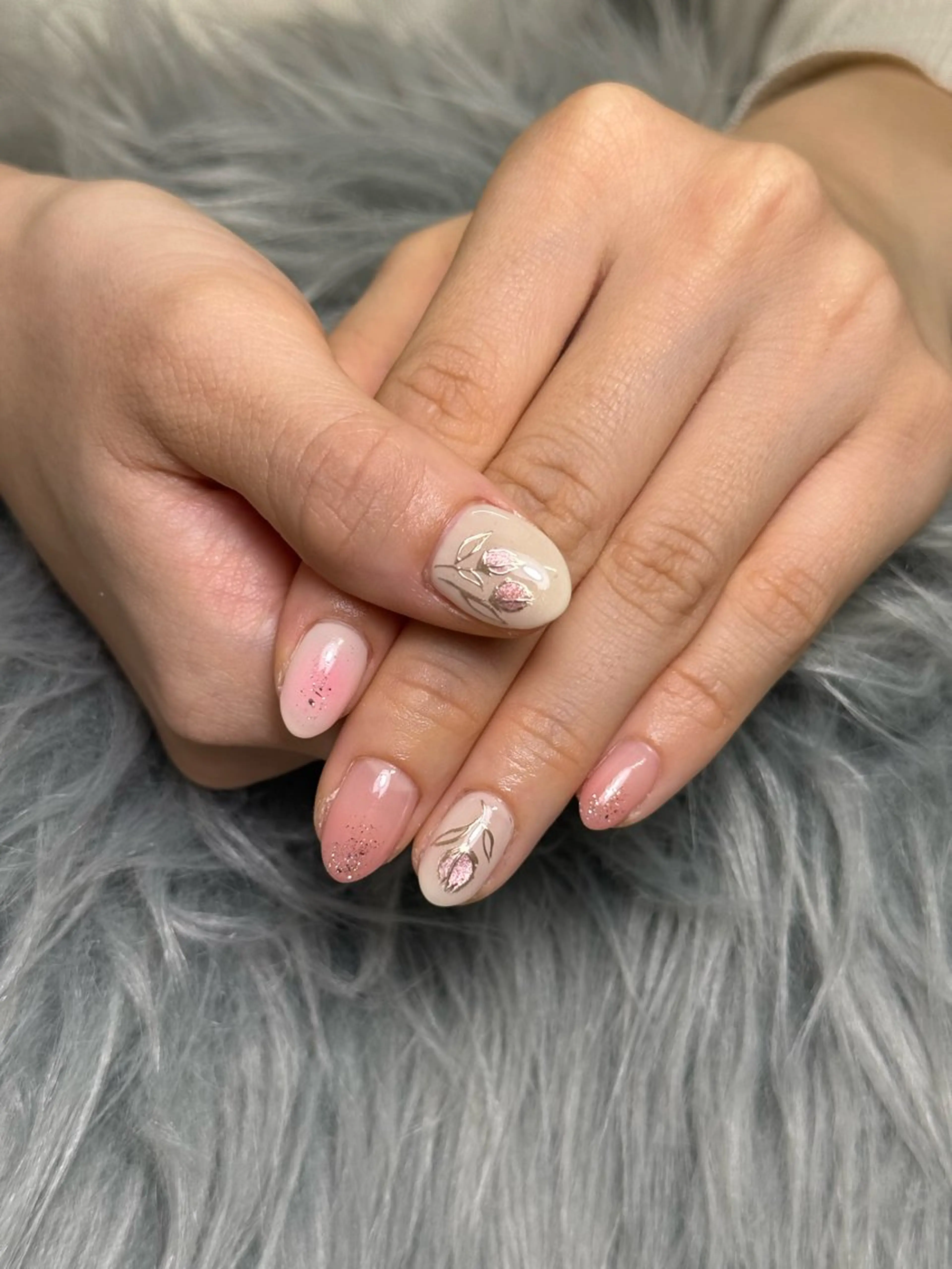 ネイル マグネットネイル nail salon h🎀小夏のネイルデザイン