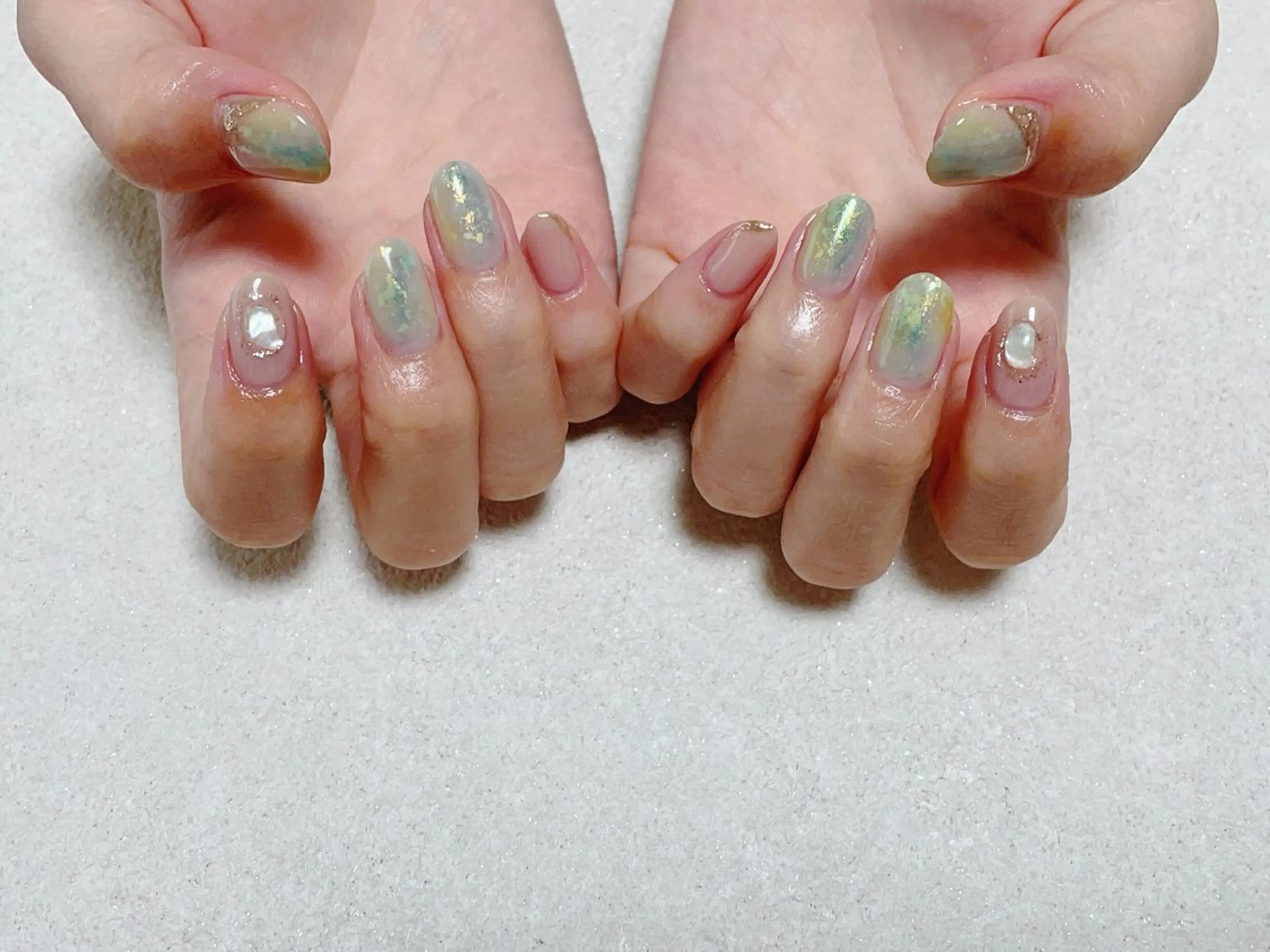 ネイル オーロラネイル フラワーネイル フットネイル フレンチネイル ジェルネイル ハンドネイル kikinail 溝の口のネイルデザイン
