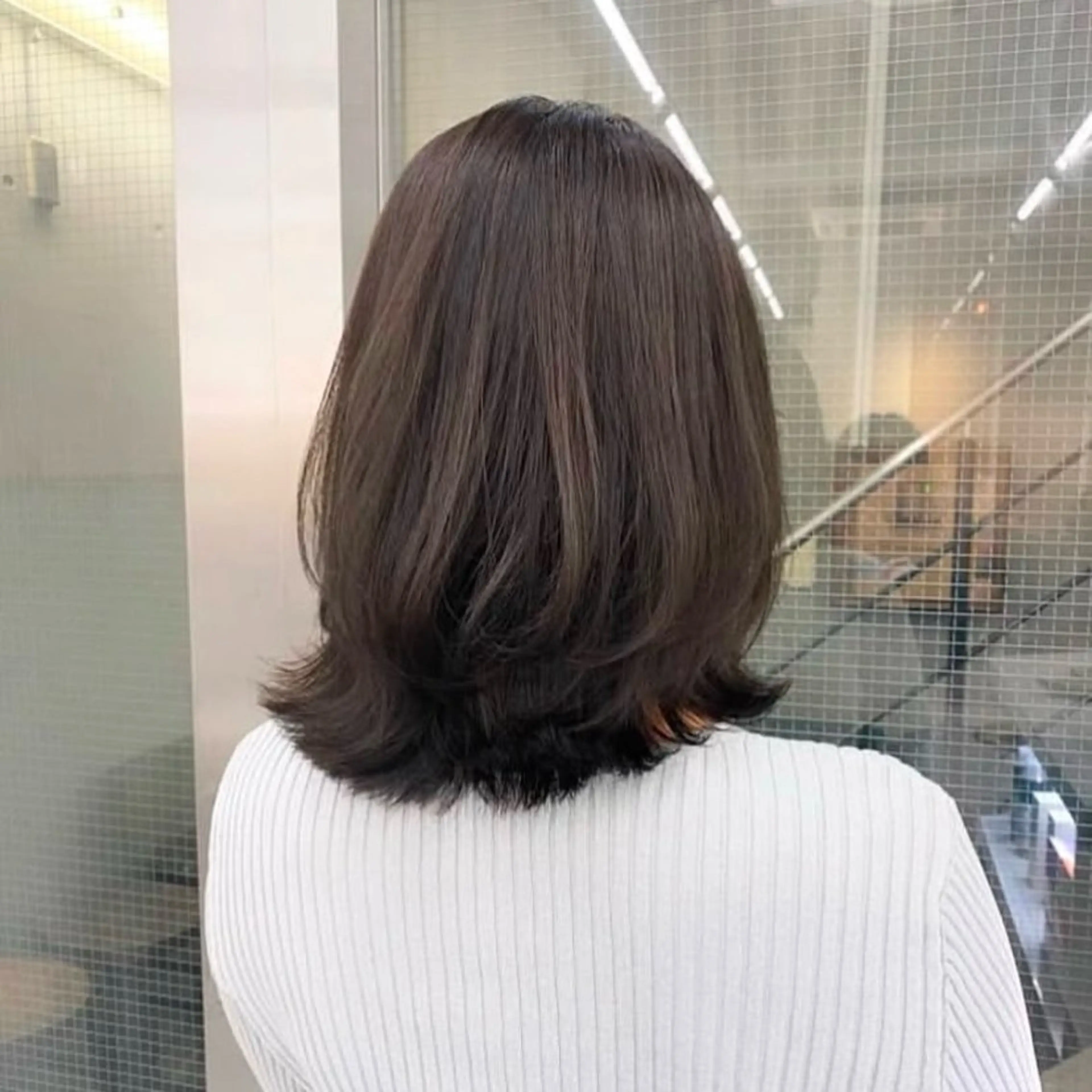 ミディアム カラー アッシュ ベージュカラー 黒髪 ブルーカラー ブルーブラック ヘアカラー トリートメント ヘアセット 艶感/韓国風 🤍moeka🤍のヘアスタイル