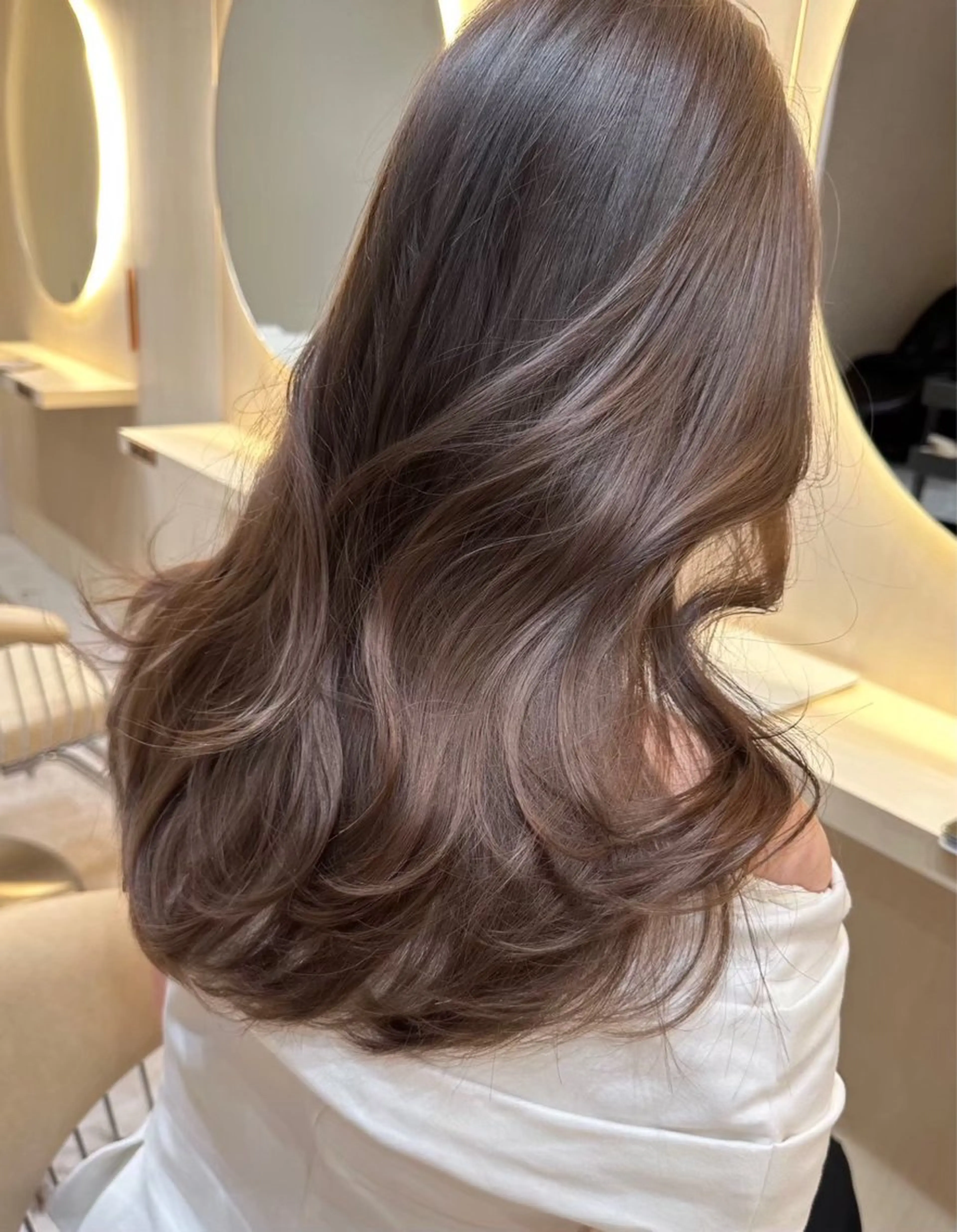 カラー ヘアカラー トリートメント ❤️ブリーチなし💚 ダブルカラー平野実花のヘアスタイル