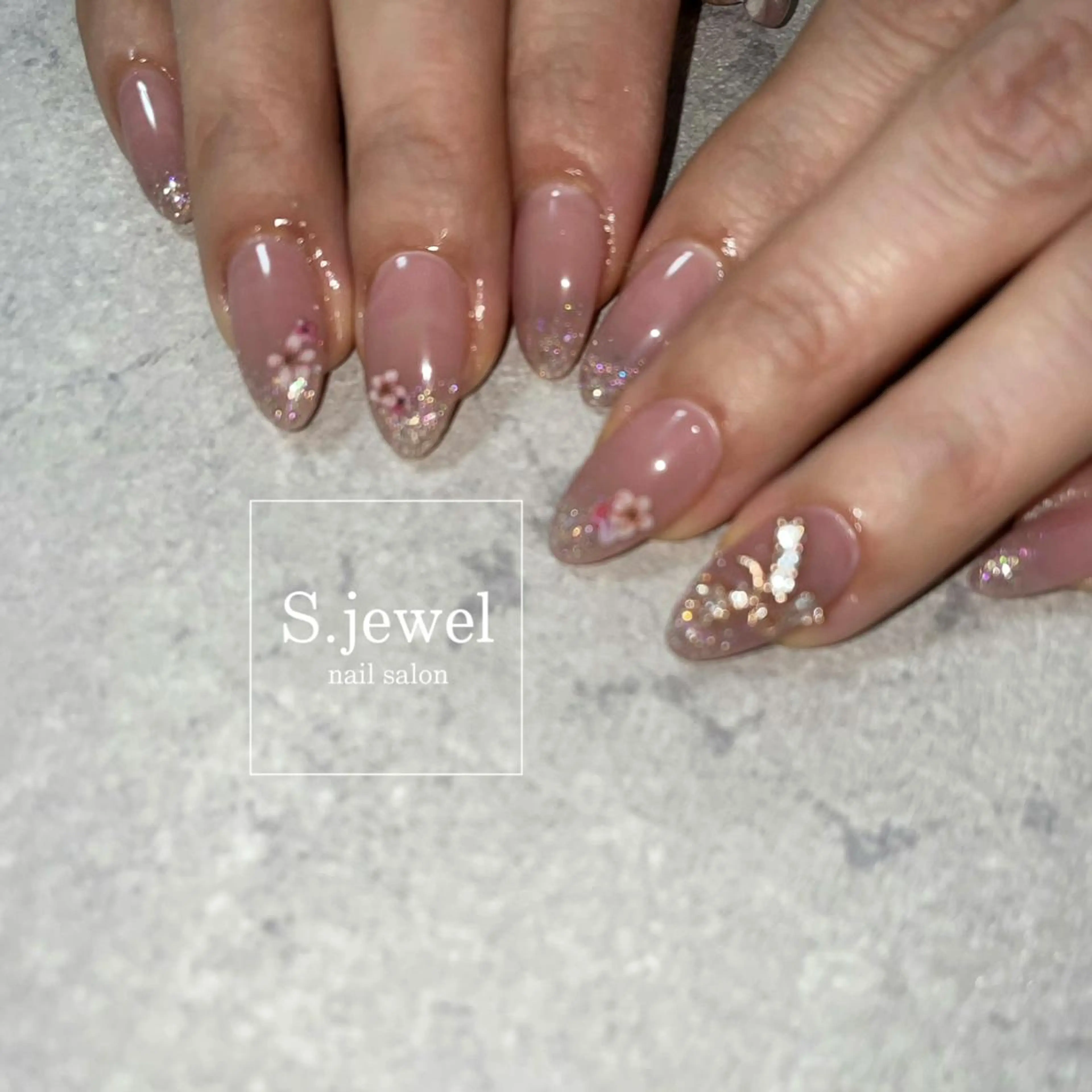 ネイル S. JEWELのネイルデザイン