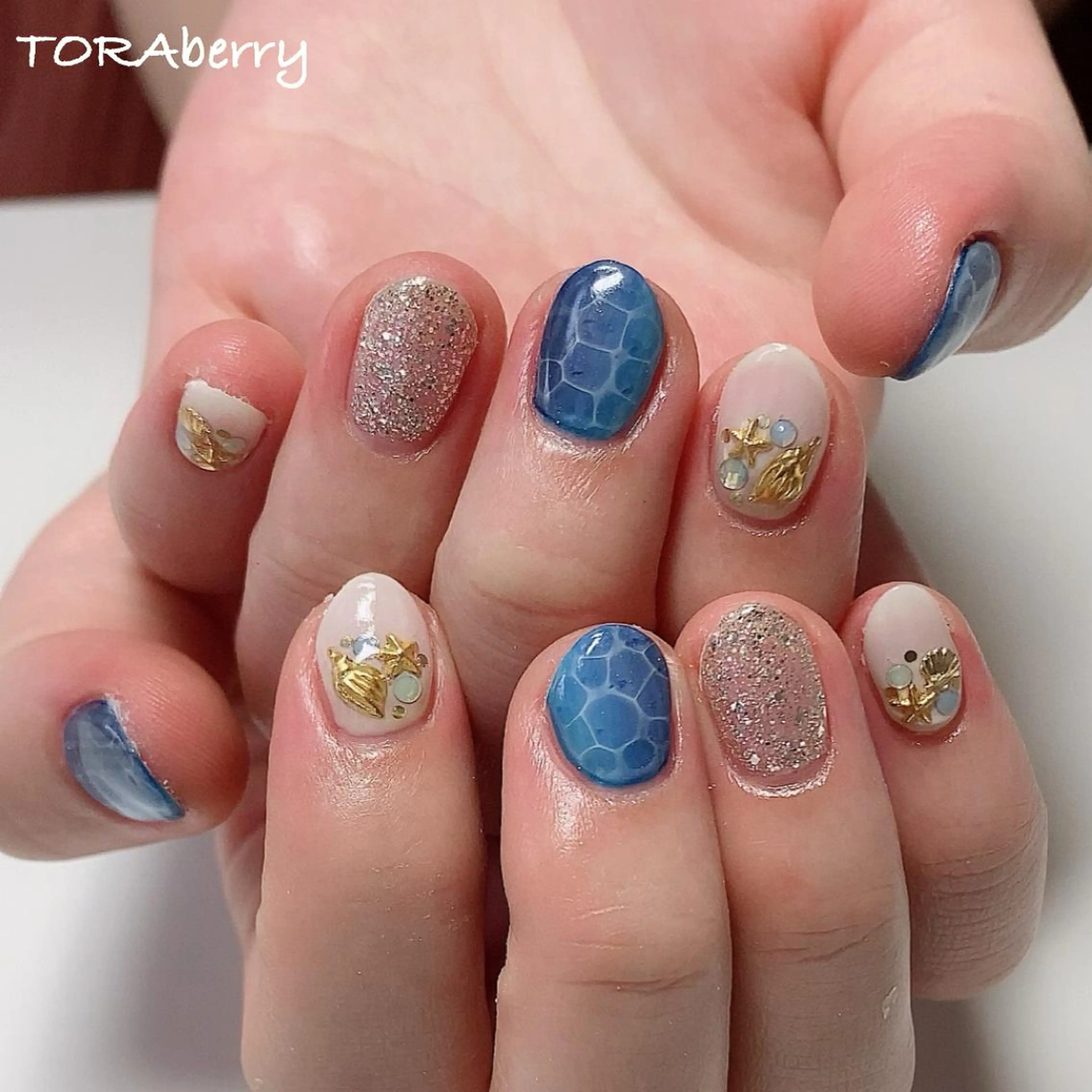 ネイル ハンドネイル ネイリスト なつみのネイルデザイン