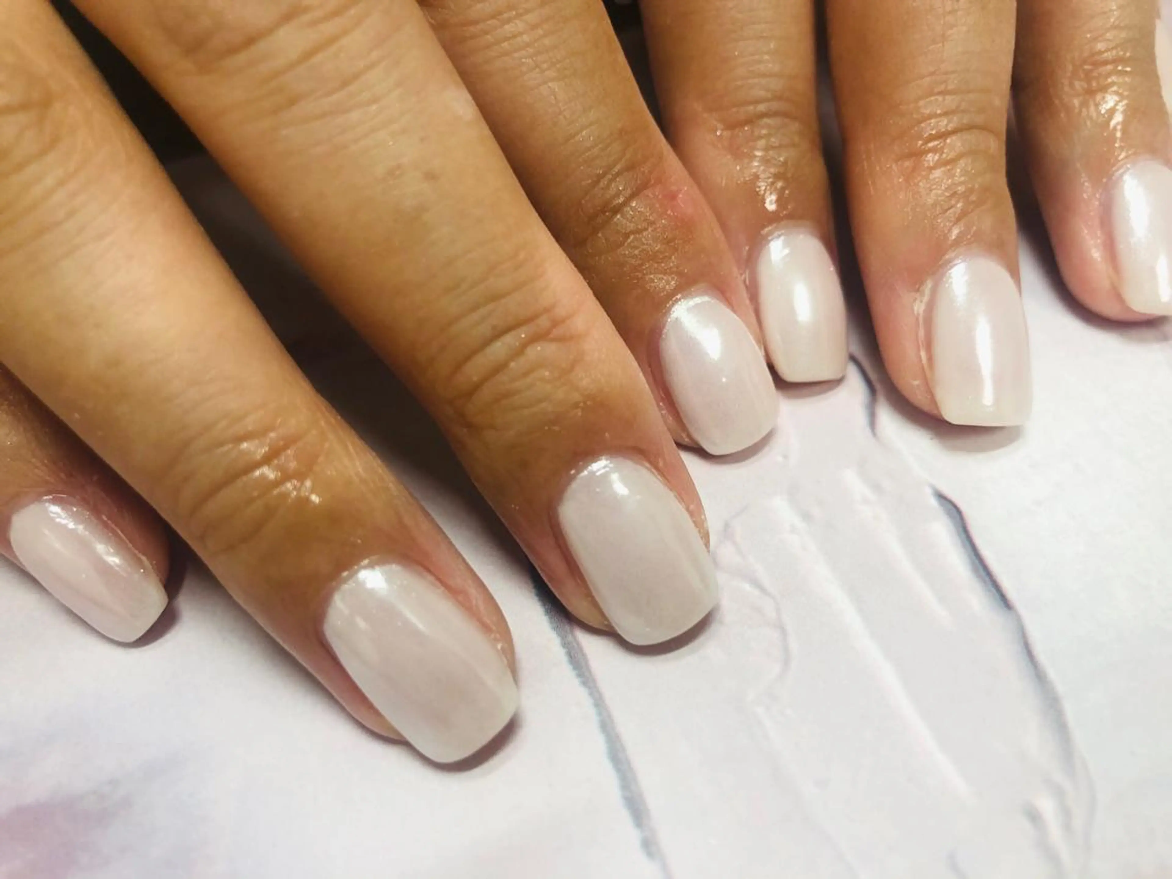 ネイル ハンドネイル フットネイル mogunail &blowのネイルデザイン