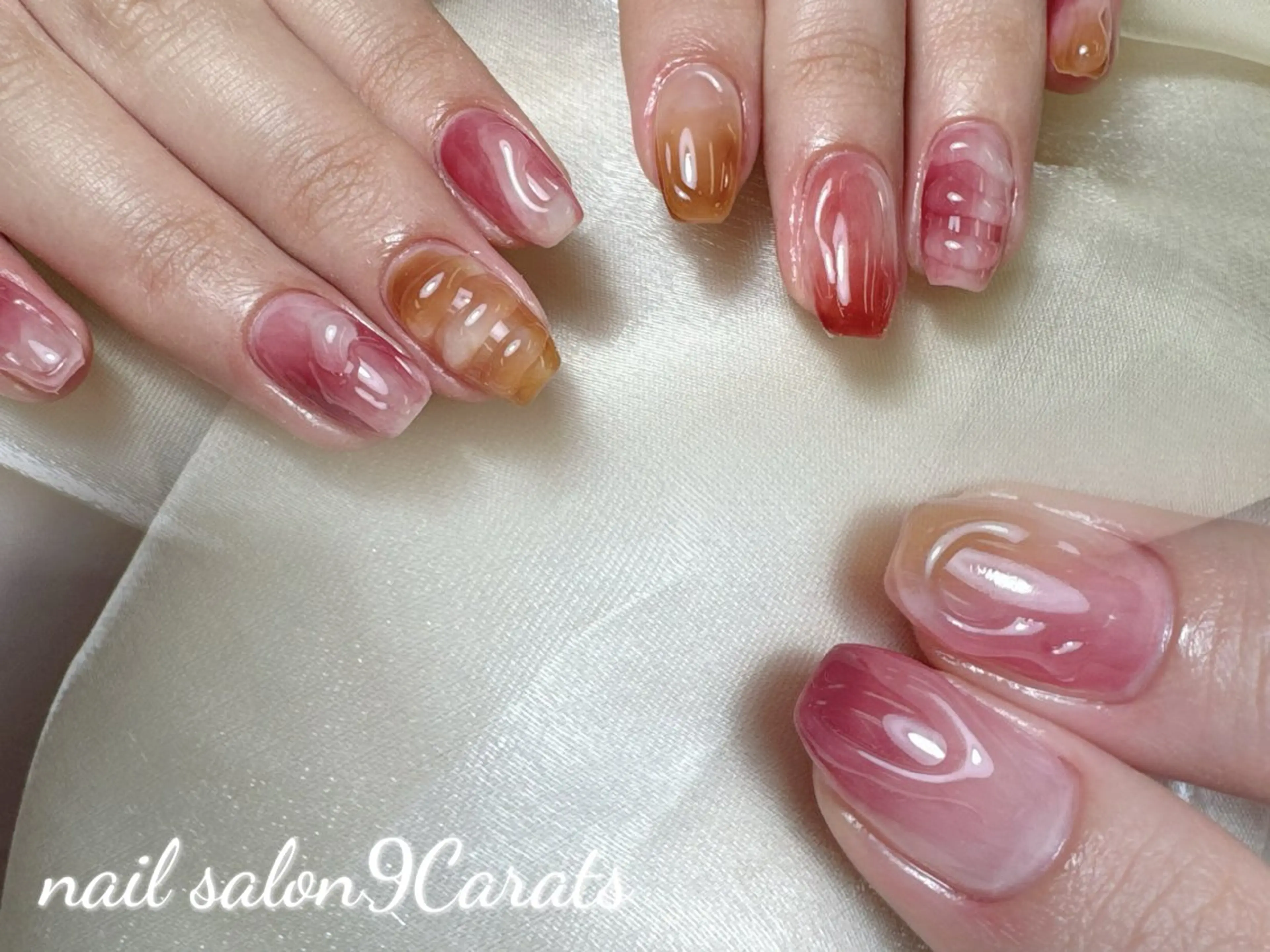 ネイル ハンドネイル ハンドケア ネイルサロン 9Carats神田のネイルデザイン
