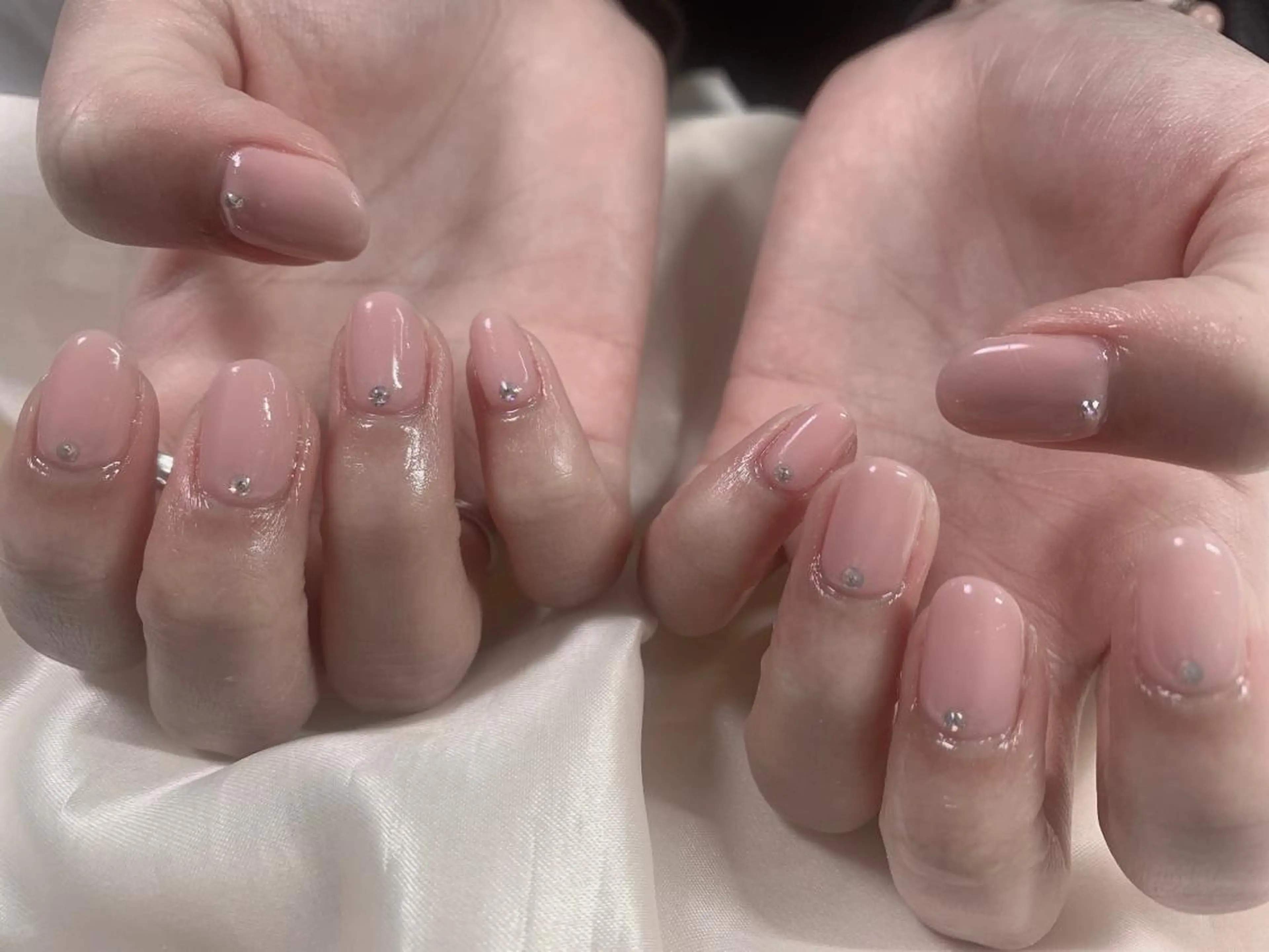 ネイル ストーンネイル kikinail 溝の口のネイルデザイン