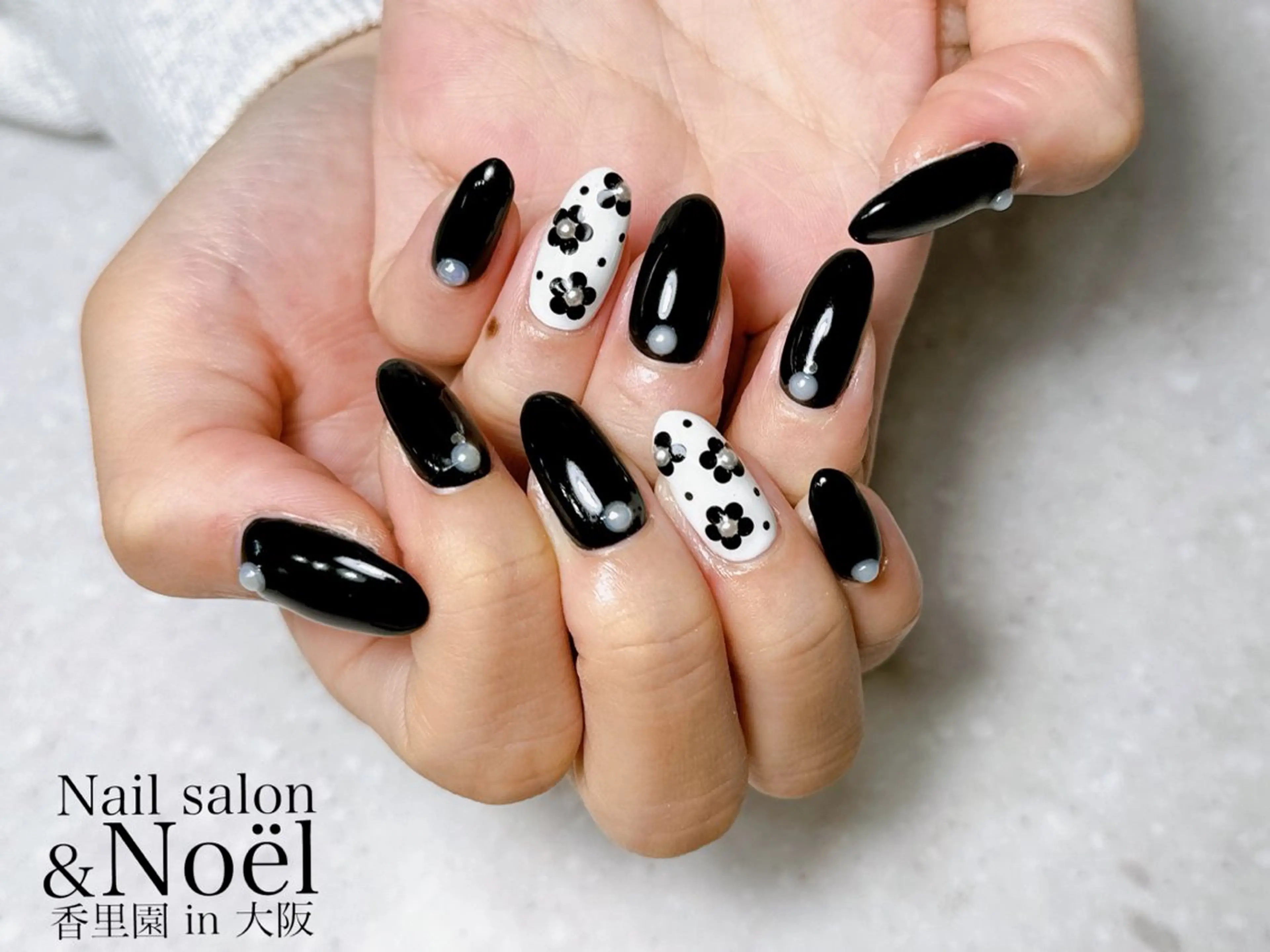 ネイル ホログラムネイル ハンドネイル Nailsalon ＆Noelのネイルデザイン