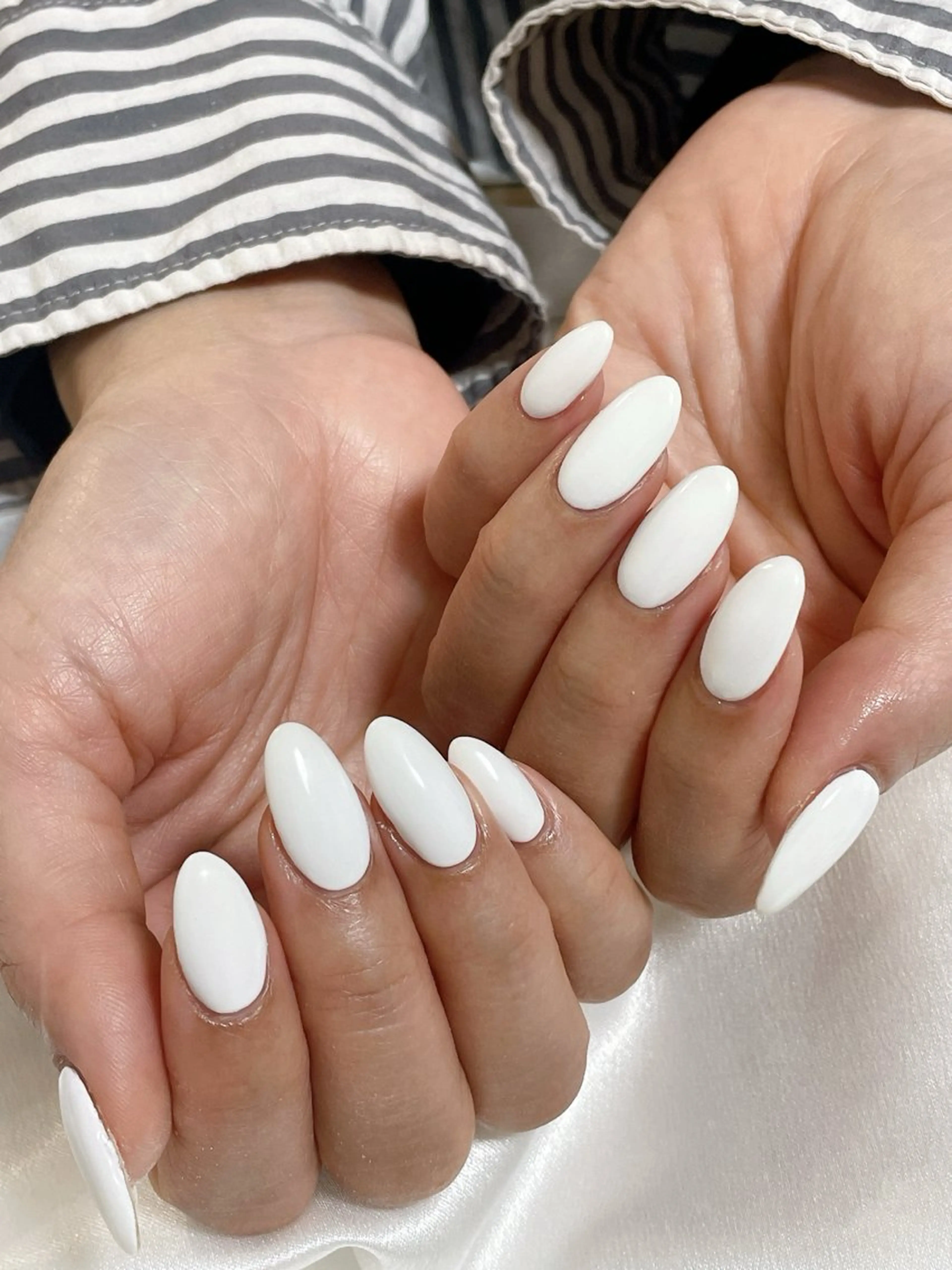 ネイル オーロラネイル 桜ネイル フラワーネイル フットネイル フレンチネイル ハンドネイル mogunail &blowのネイルデザイン