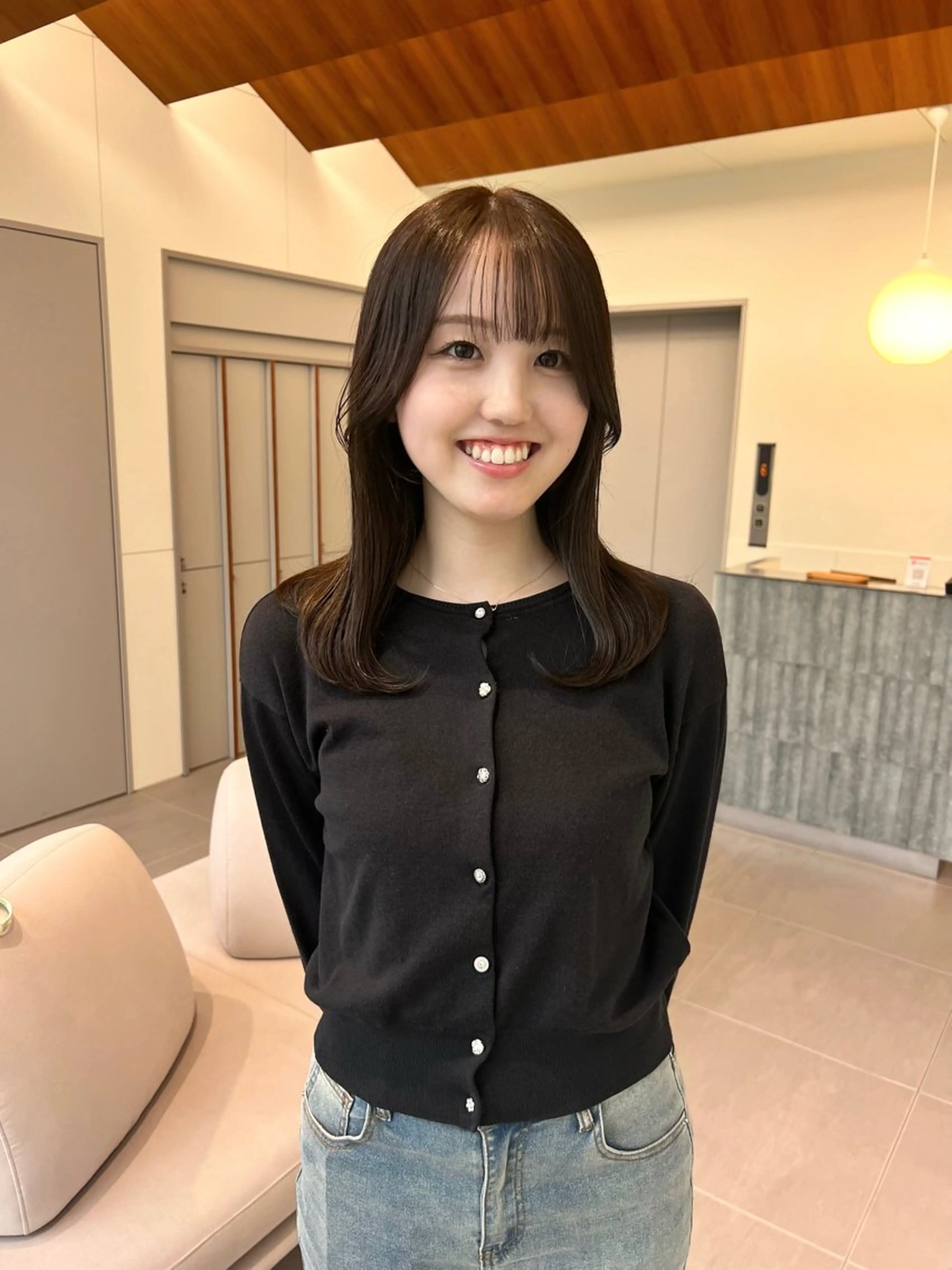 セミロング カラー 顔まわりカット/透け カラー/Memi🎀のヘアスタイル