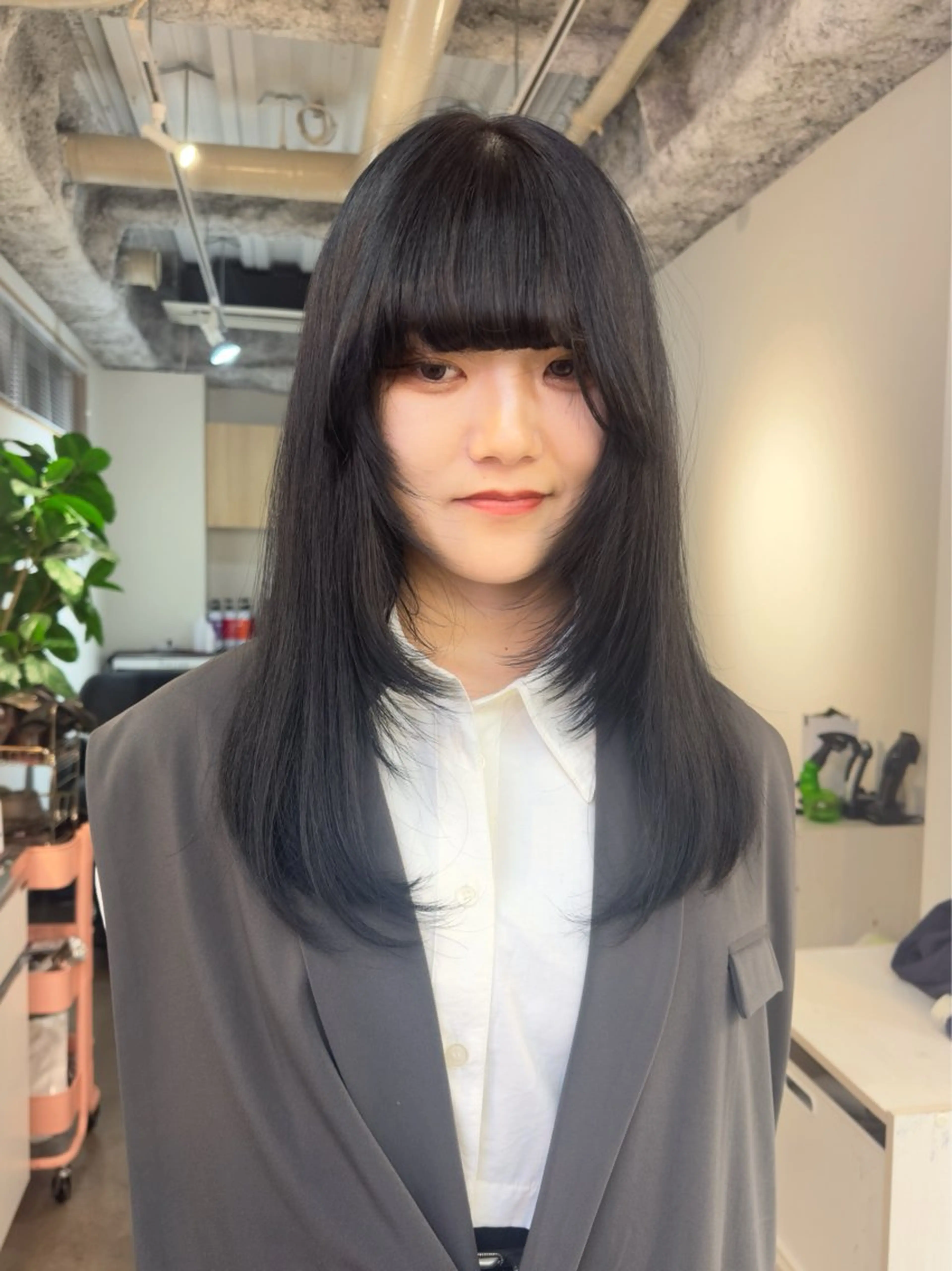 ロング カラー ヘアカラー レイヤー/顔周り /いいぬまみかのヘアスタイル