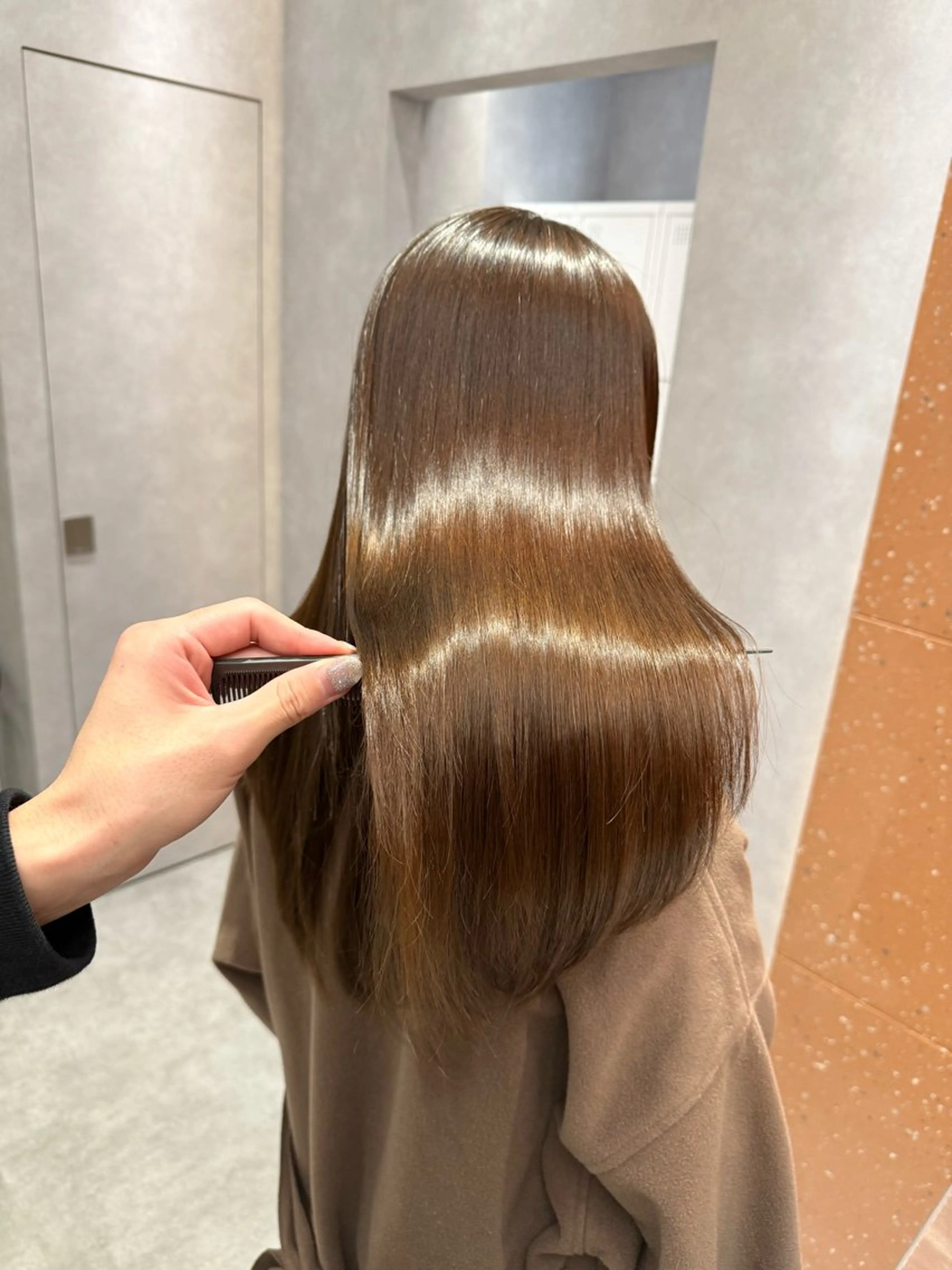 ロング カラー パーマ ヘアアレンジ 髪質改善 縮毛矯正 縮毛矯正 トリートメント 縮毛矯正/髪質改善/ ブリーチ毛/木元渓太のヘアスタイル