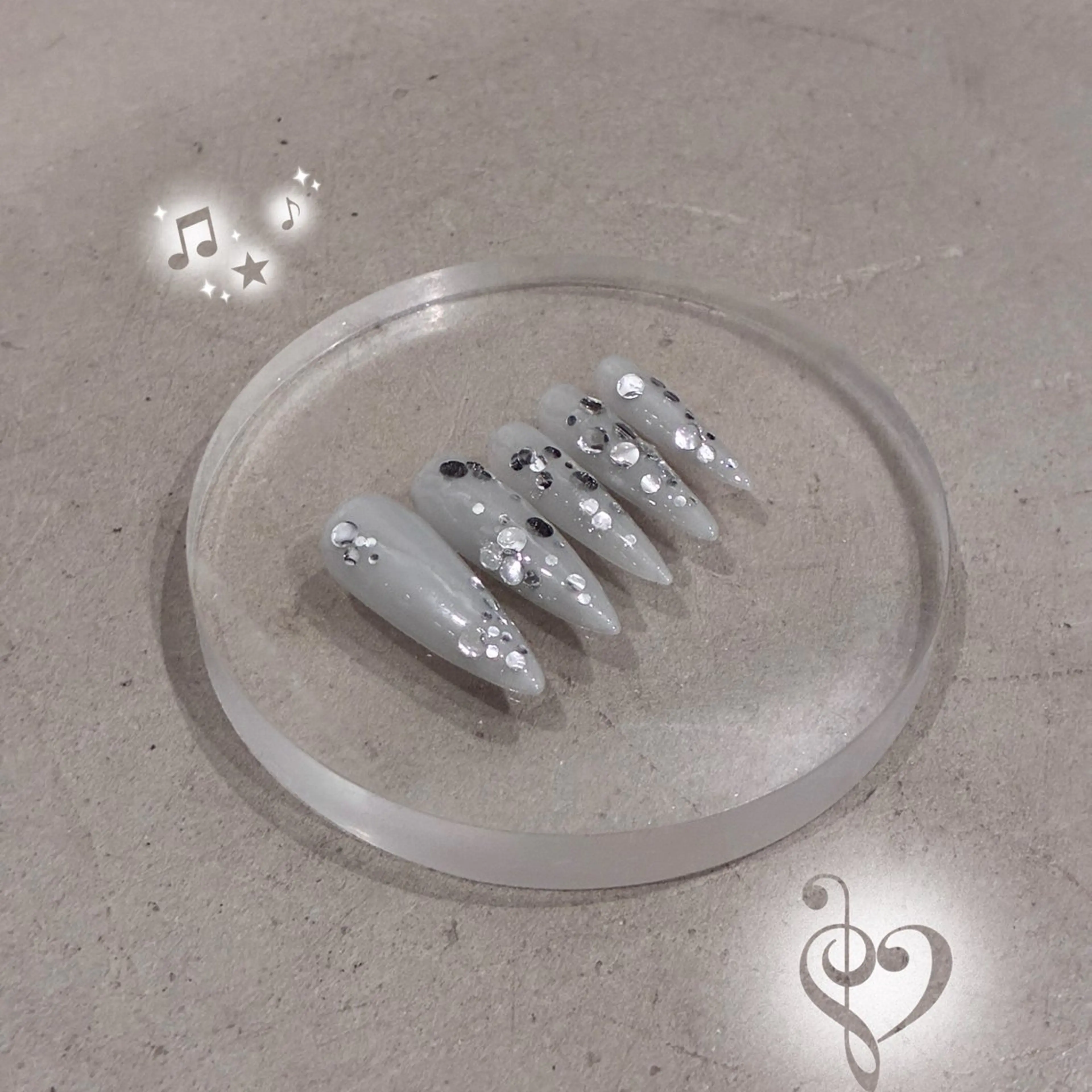 ネイル ハンドネイル CAFUNÉ TOKYO所属・🎼CAFUNÉ_ TOKYO.•*¨のネイルデザイン