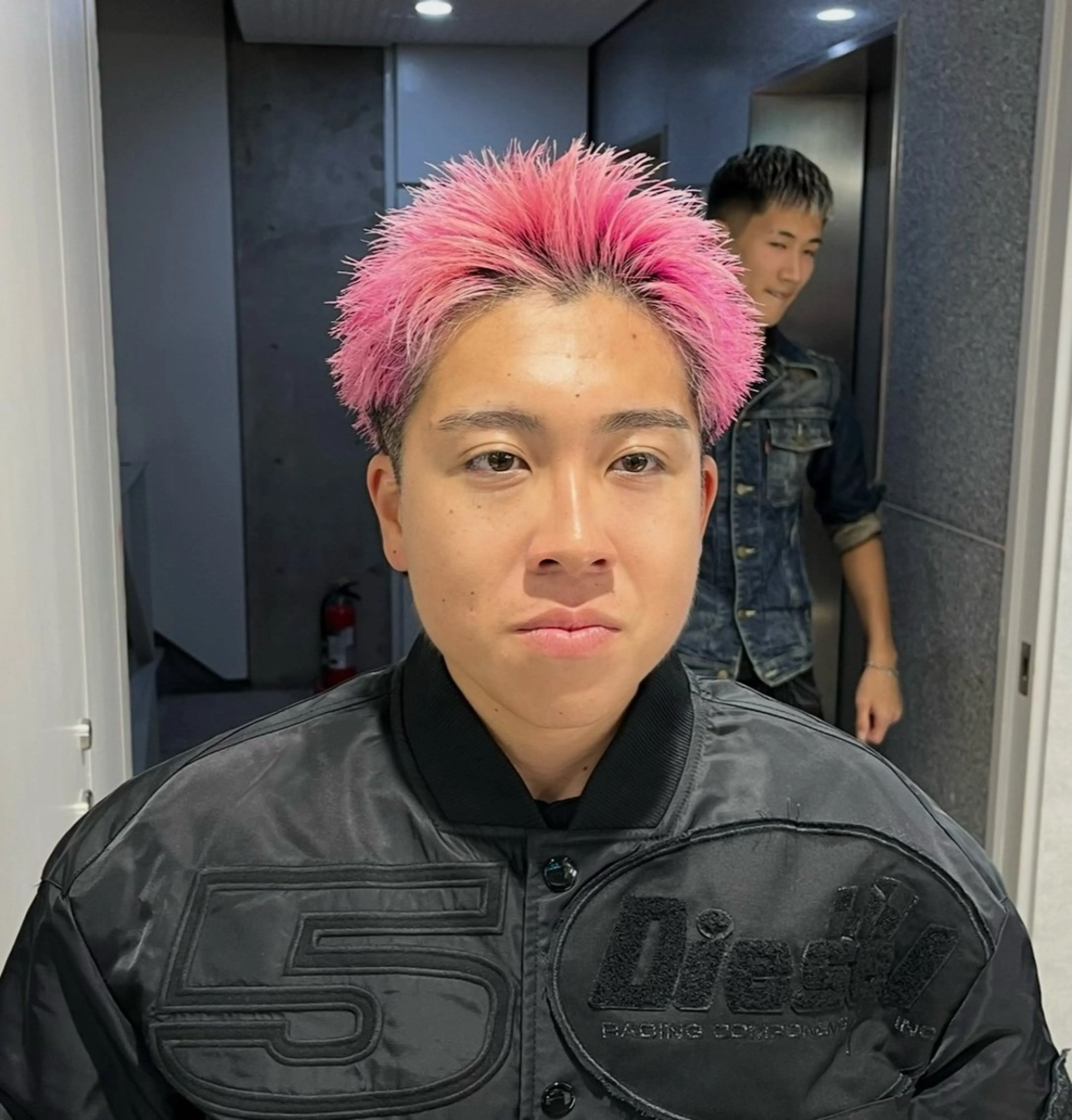 ショート カラー パーマ メンズ メンズハイトーン メンズショート スパイキーショート ハイトーンカラー ショートヘア カット ヘアカラー 🔥メンズ 特化🔥菊水皐暉🔥のヘアスタイル
