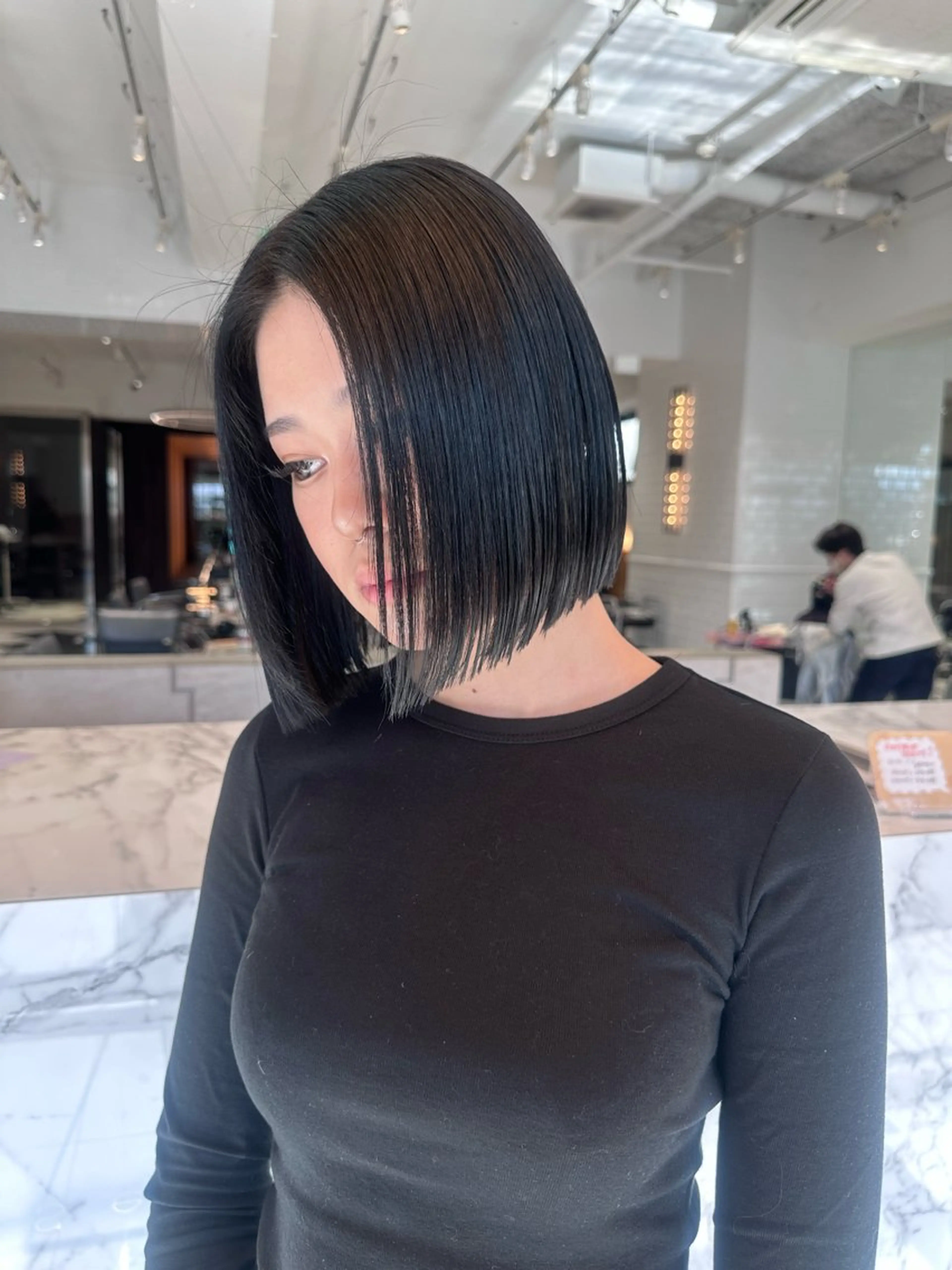 ミディアム カラー ブリーチ カット ヘアカラー トリートメント YUI.⋆𝜗𝜚 /レイヤー/ボブのヘアスタイル