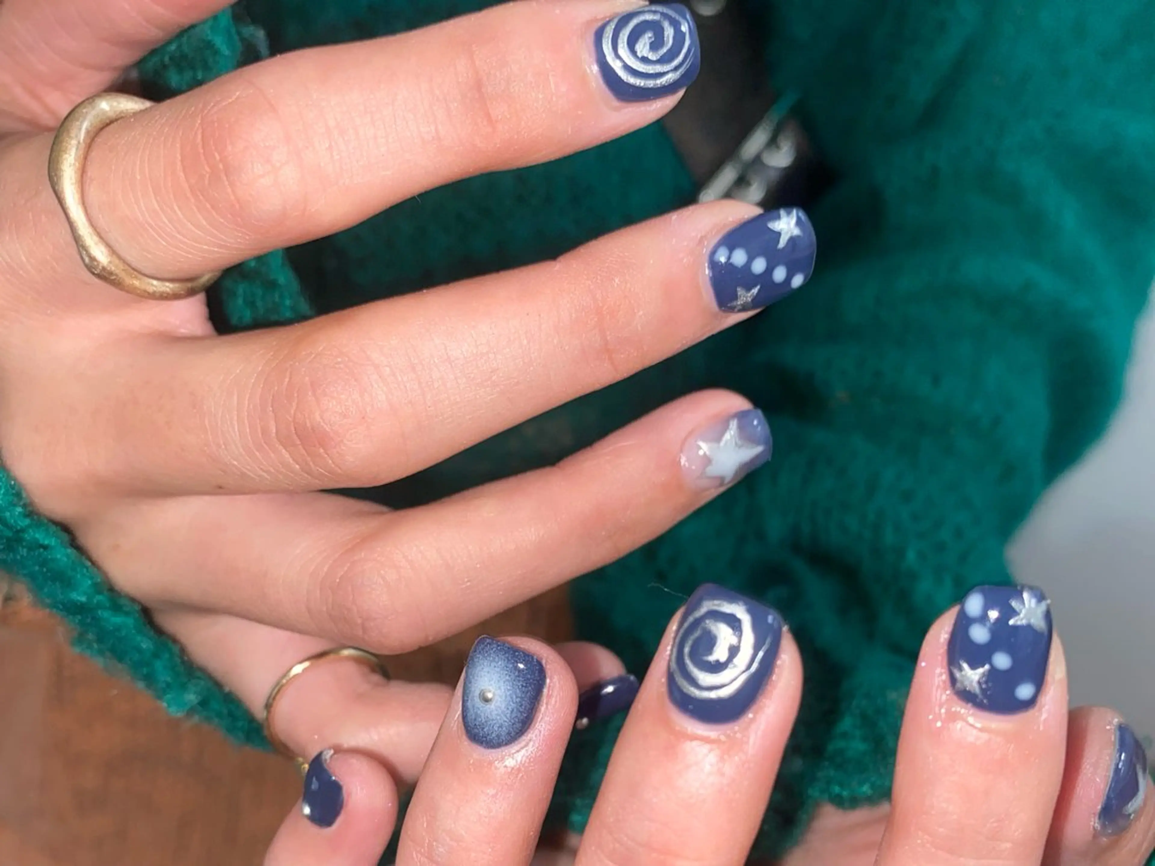 ネイル ハンドネイル ✨akari✨千葉駅 アート、メンズネイルのネイルデザイン