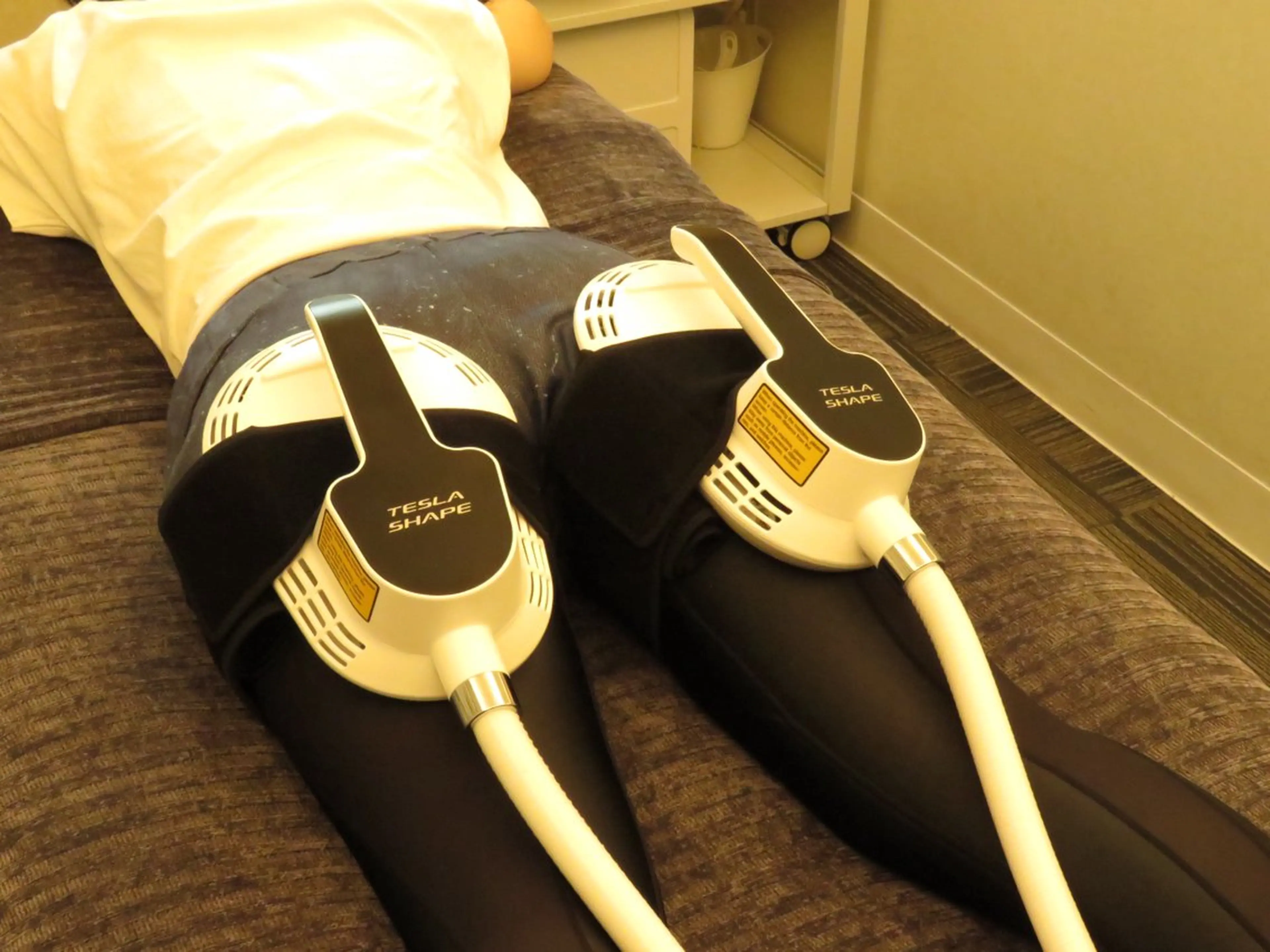 【NEWマシン】寝ながらエステジム《電磁パルス》30分で5.5時間の運動量の写真