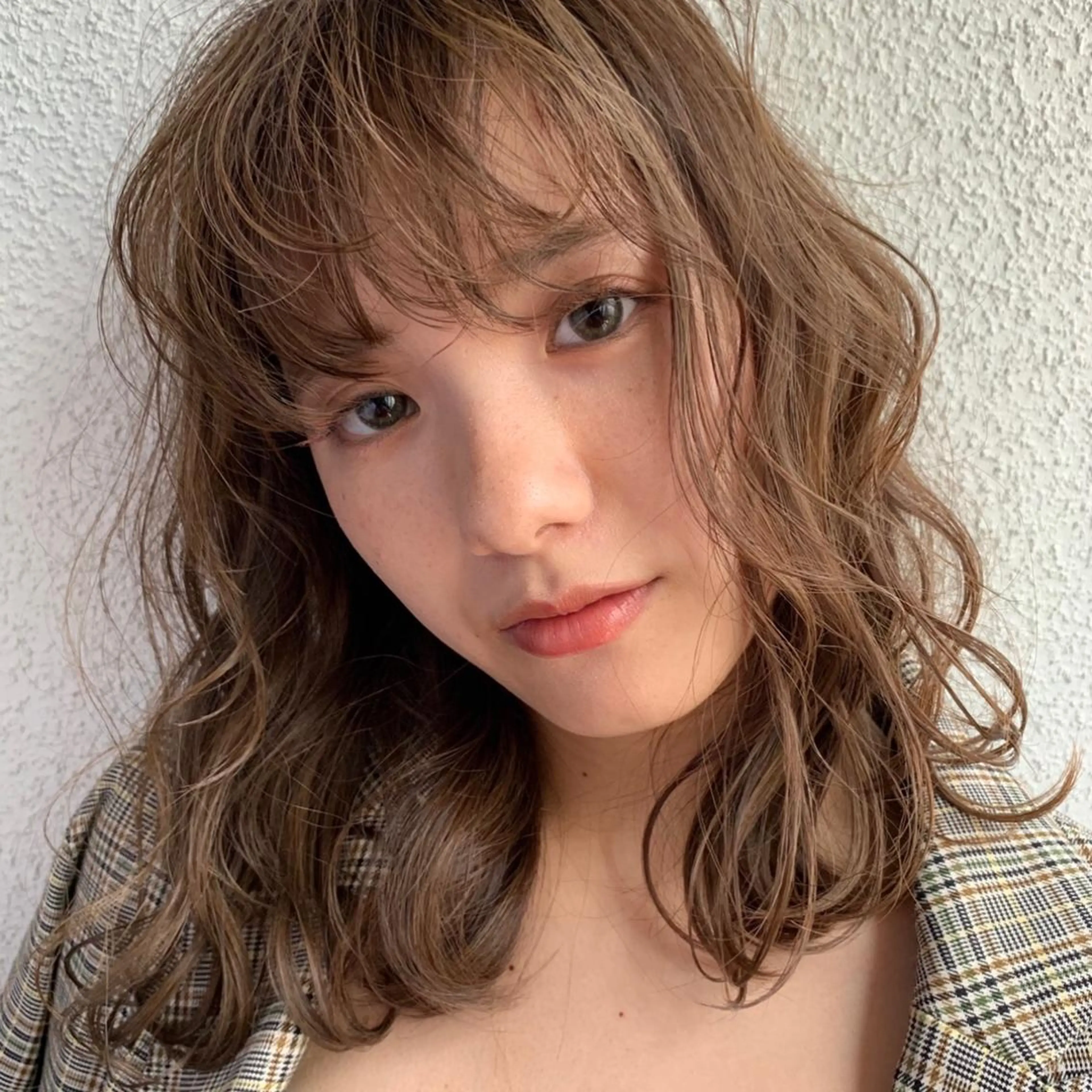 セミロング カラー ベージュカラー ミルクティーベージュ 韓国ヘア /男女☘️ 細江 美紅のヘアスタイル