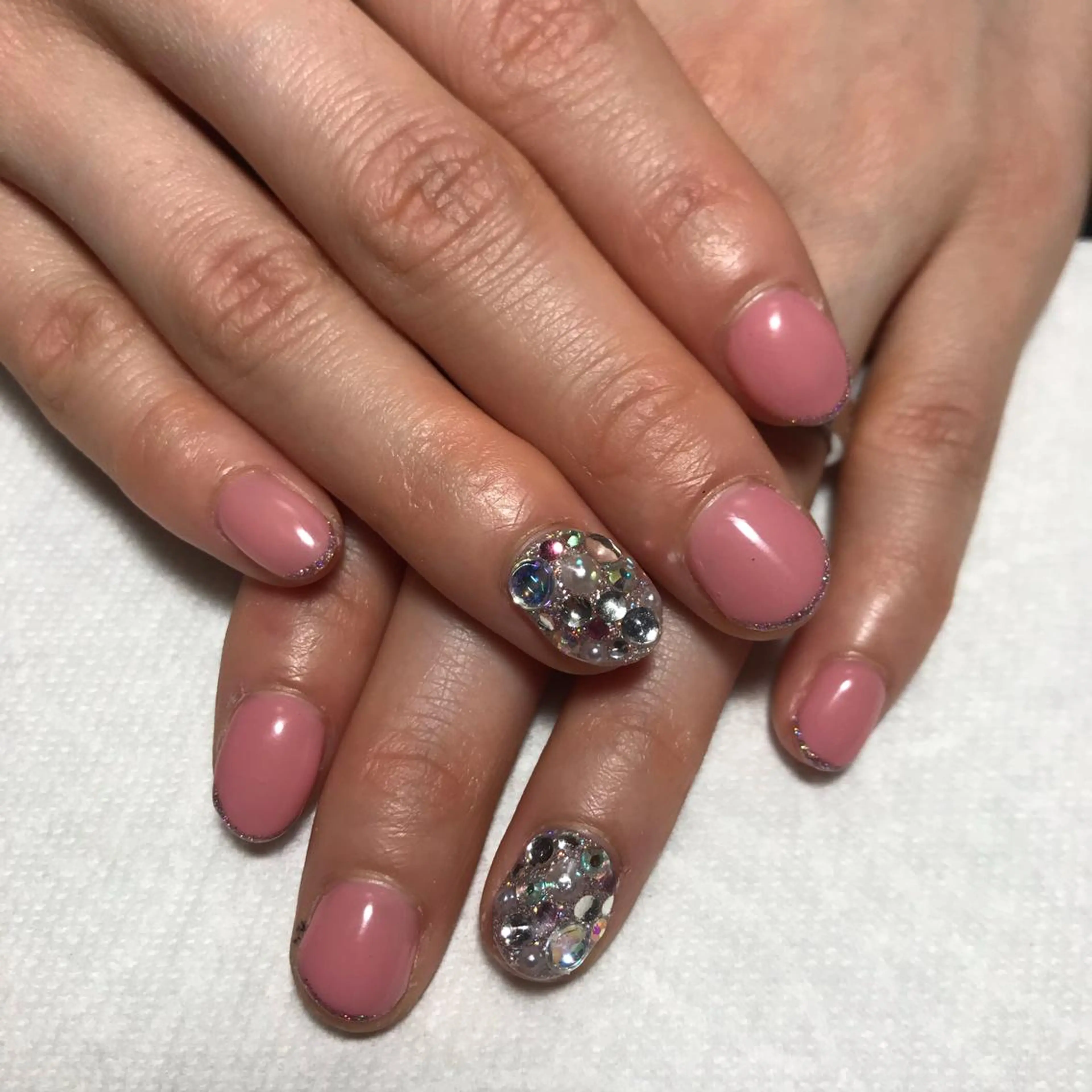 ネイル ECLAT エクラ所属・寺山 千鶴のネイルデザイン