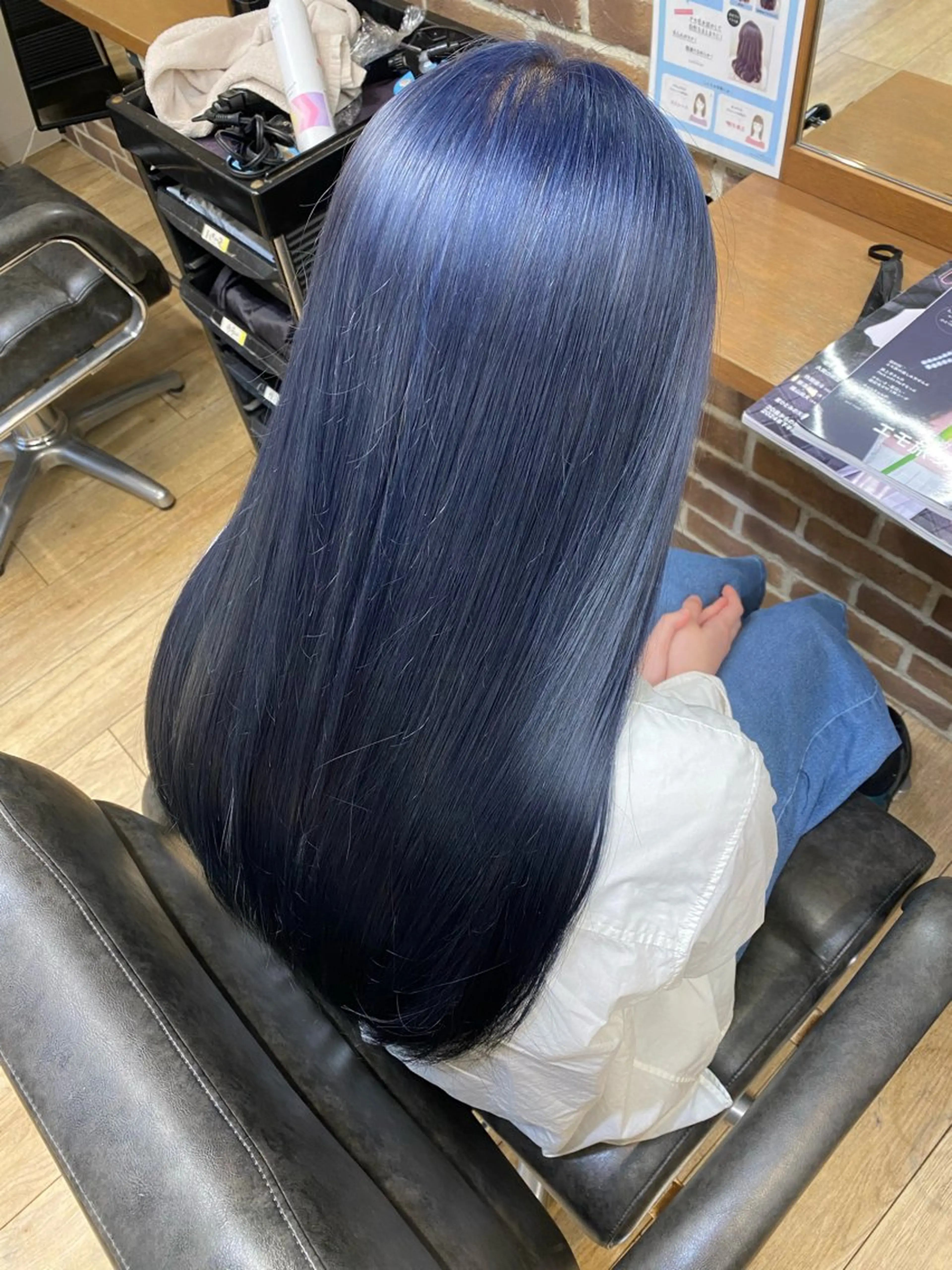 ロング カラー ブルーカラー ブルージュ 國分 伸也のヘアスタイル