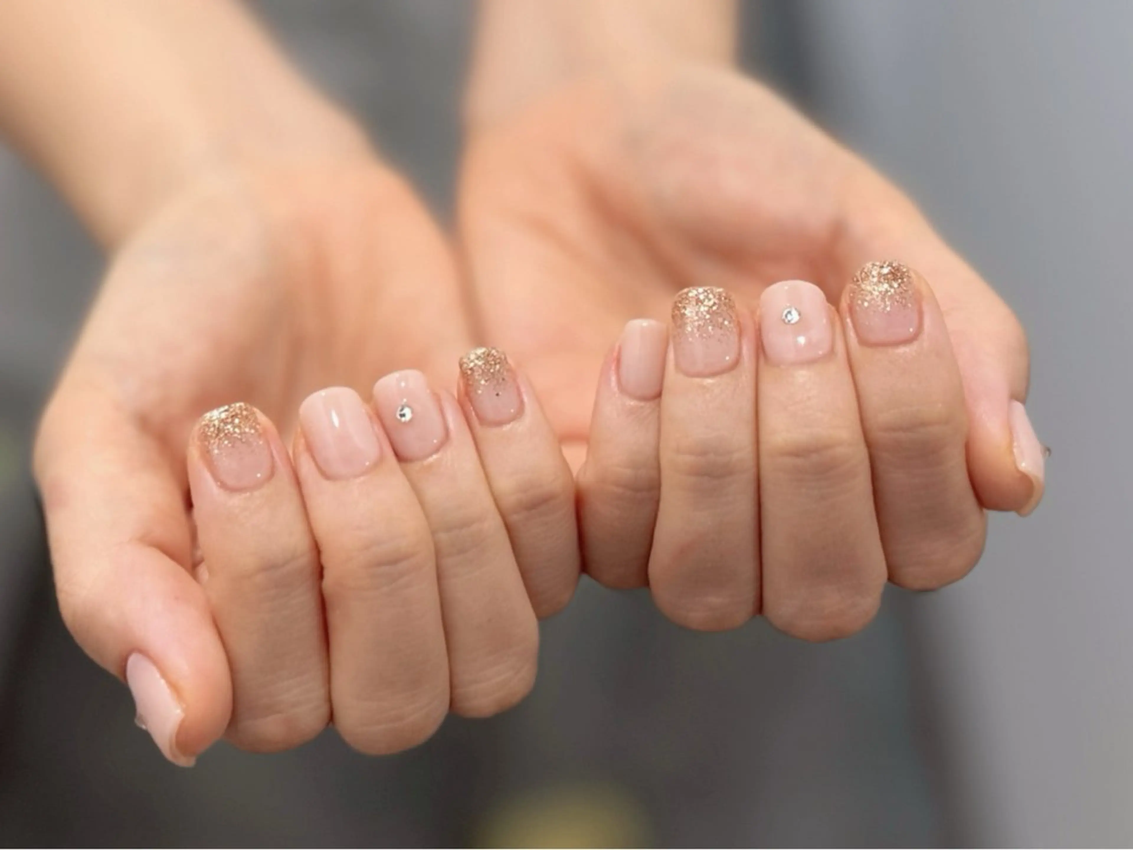 ネイル チークネイル フレンチネイル ジェルネイル ロングネイル マグネットネイル nail sideraのネイルデザイン