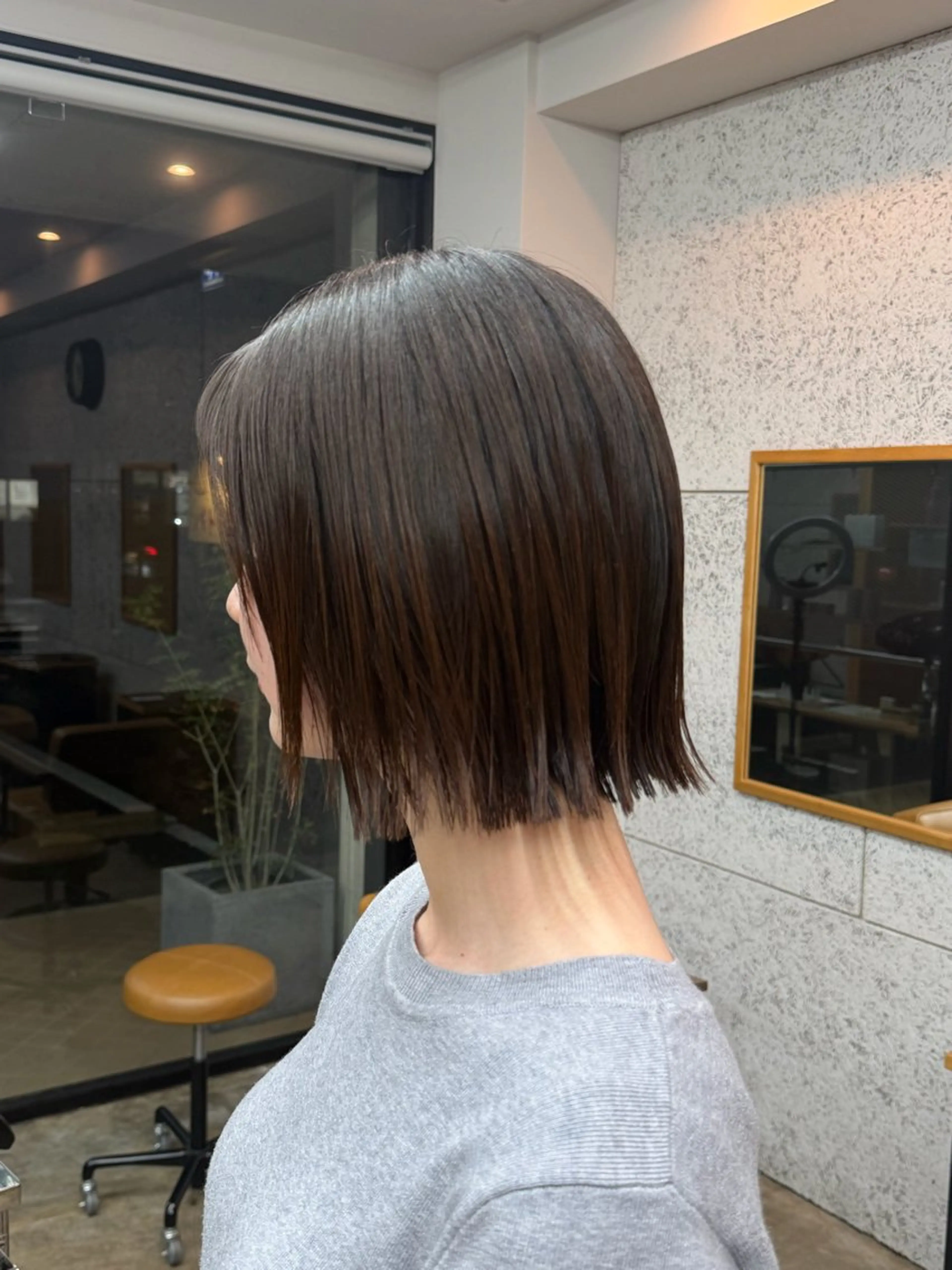 ショート カット ヘアカラー SEE-SAW． MANAKAのヘアスタイル