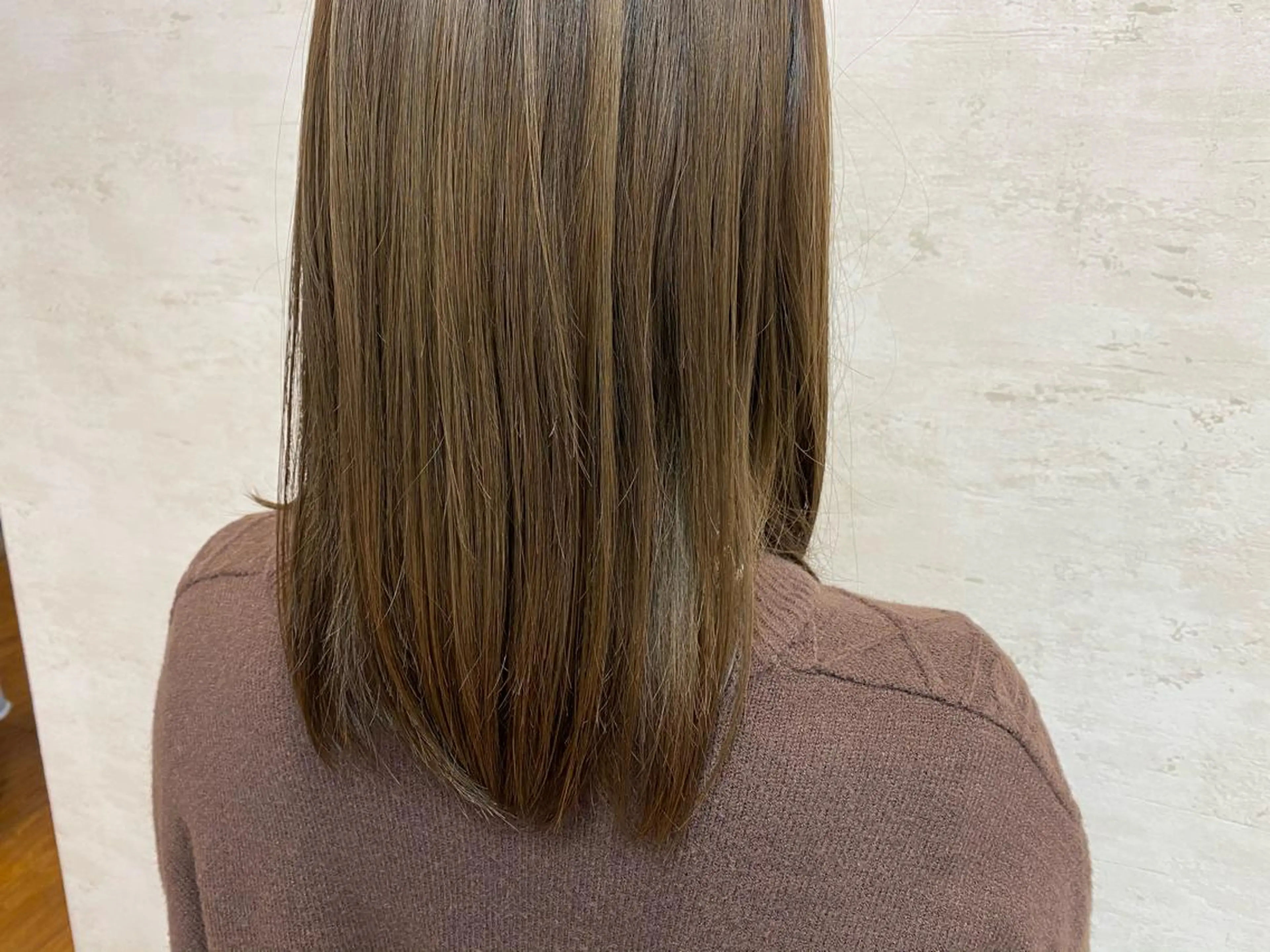 ミディアム カラー ALLY/ あゆみのヘアスタイル