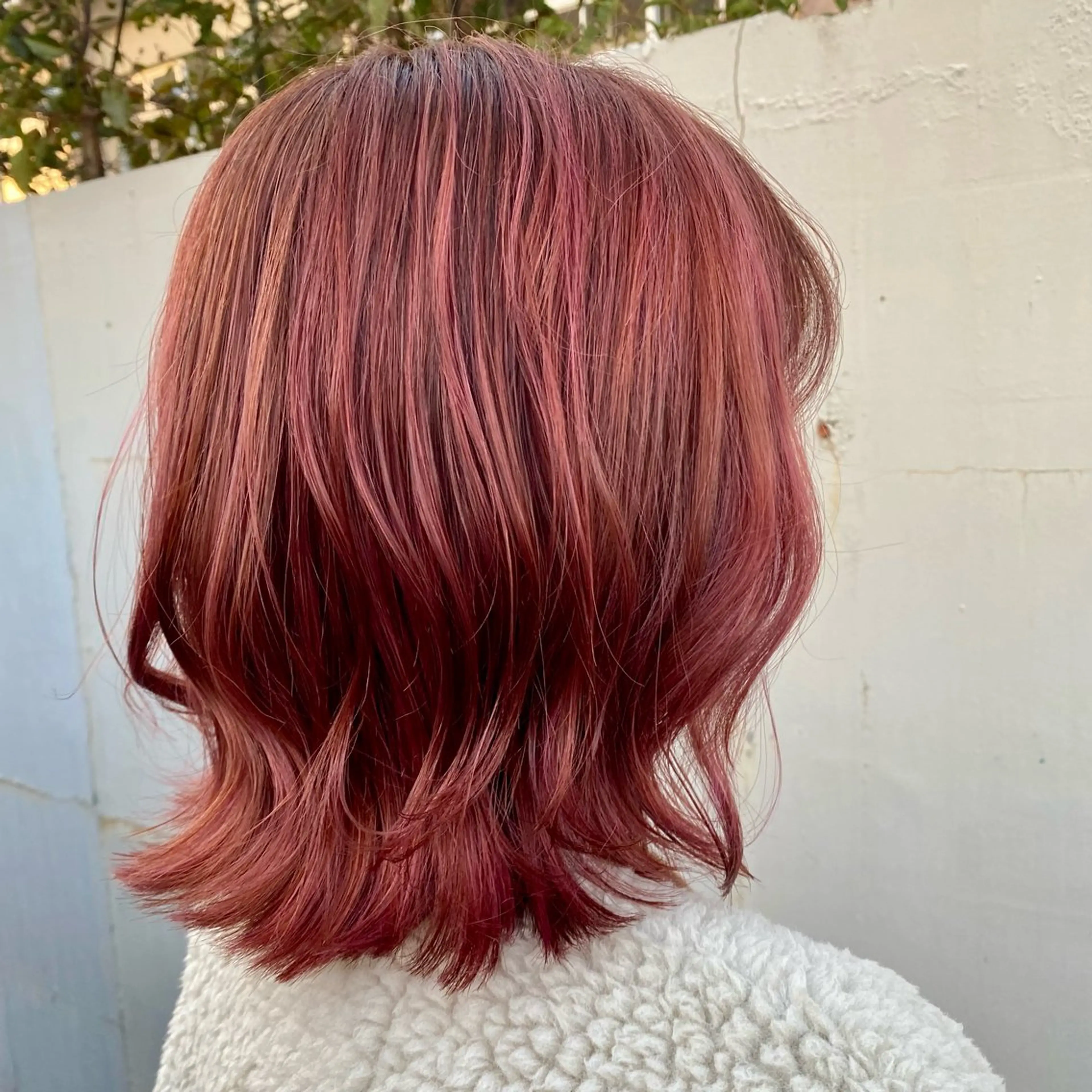 ミディアム カラー 惣木 菜穂のヘアスタイル