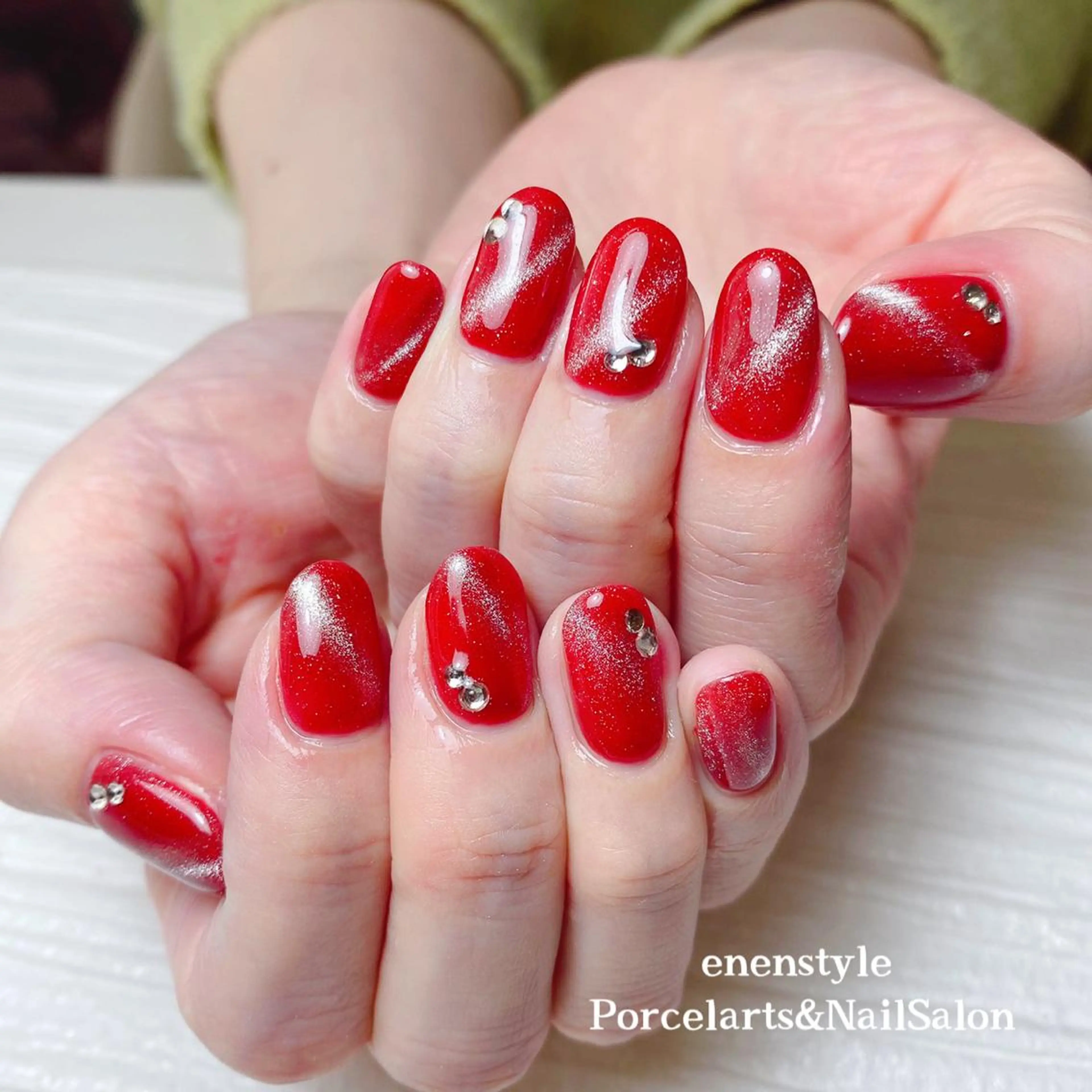 ミディアム ネイル 👑enen style👑のネイルデザイン