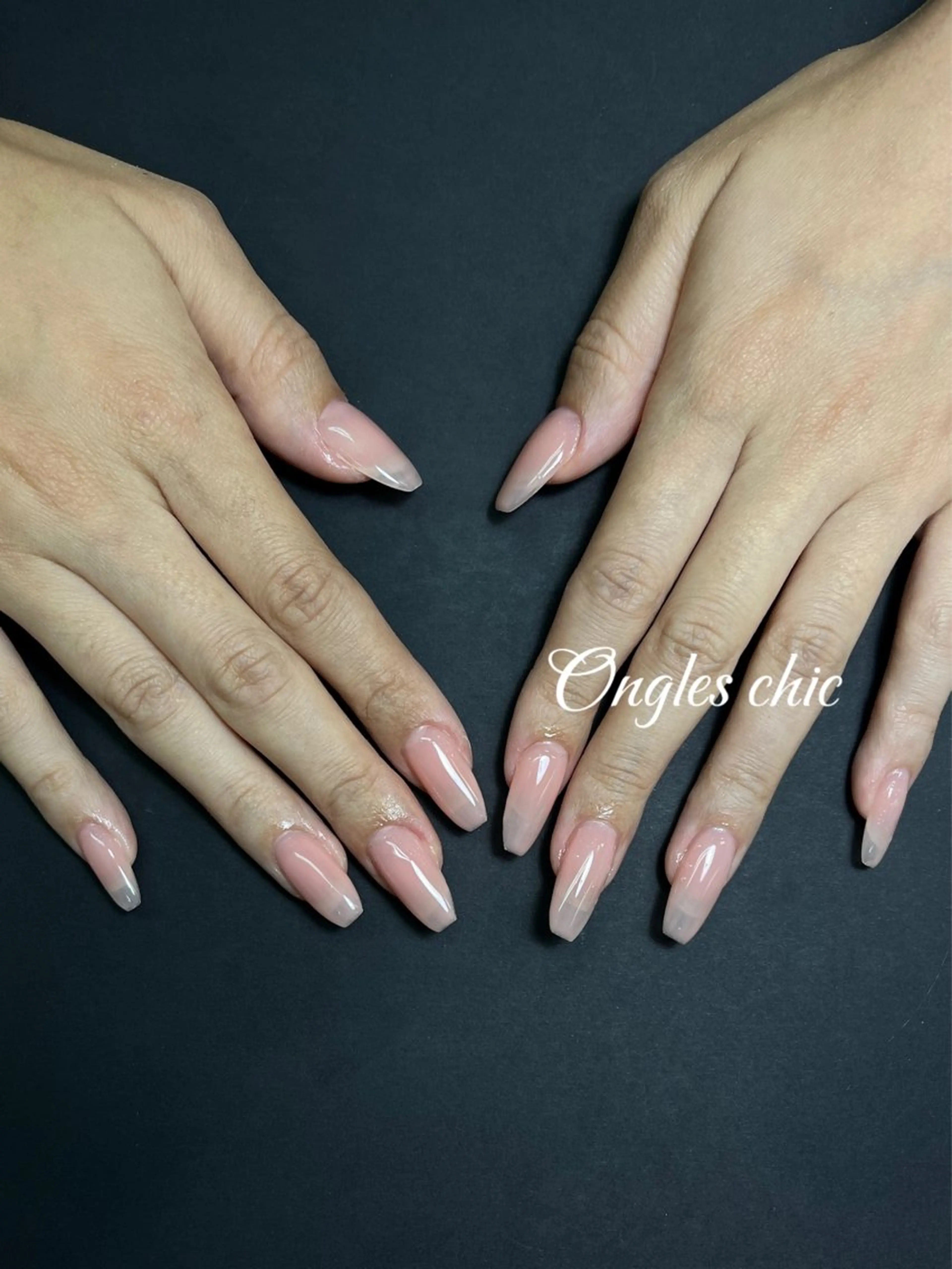 ネイル ハンドネイル ongles chicのネイルデザイン