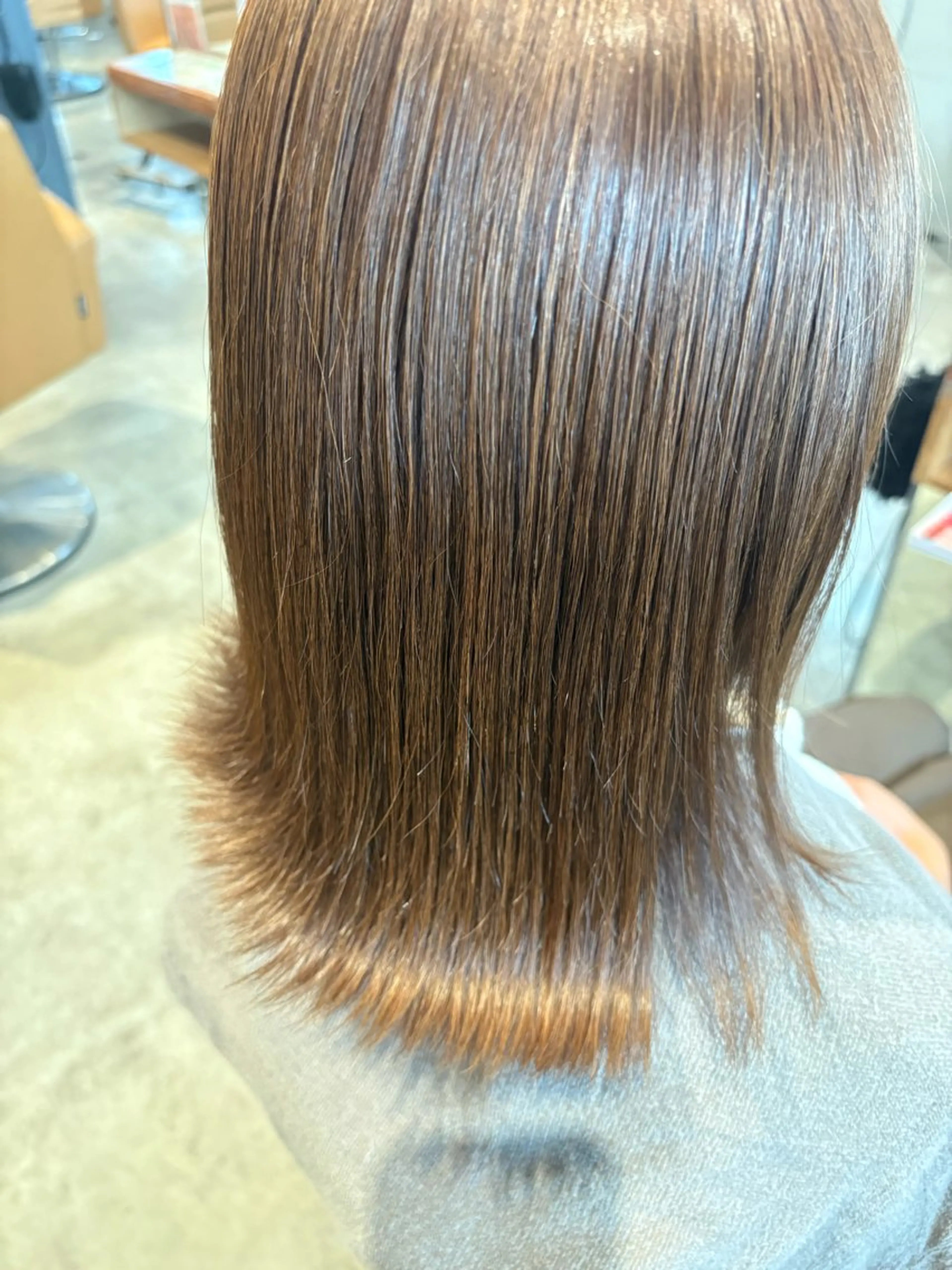 セミロング 梨 音のヘアスタイル