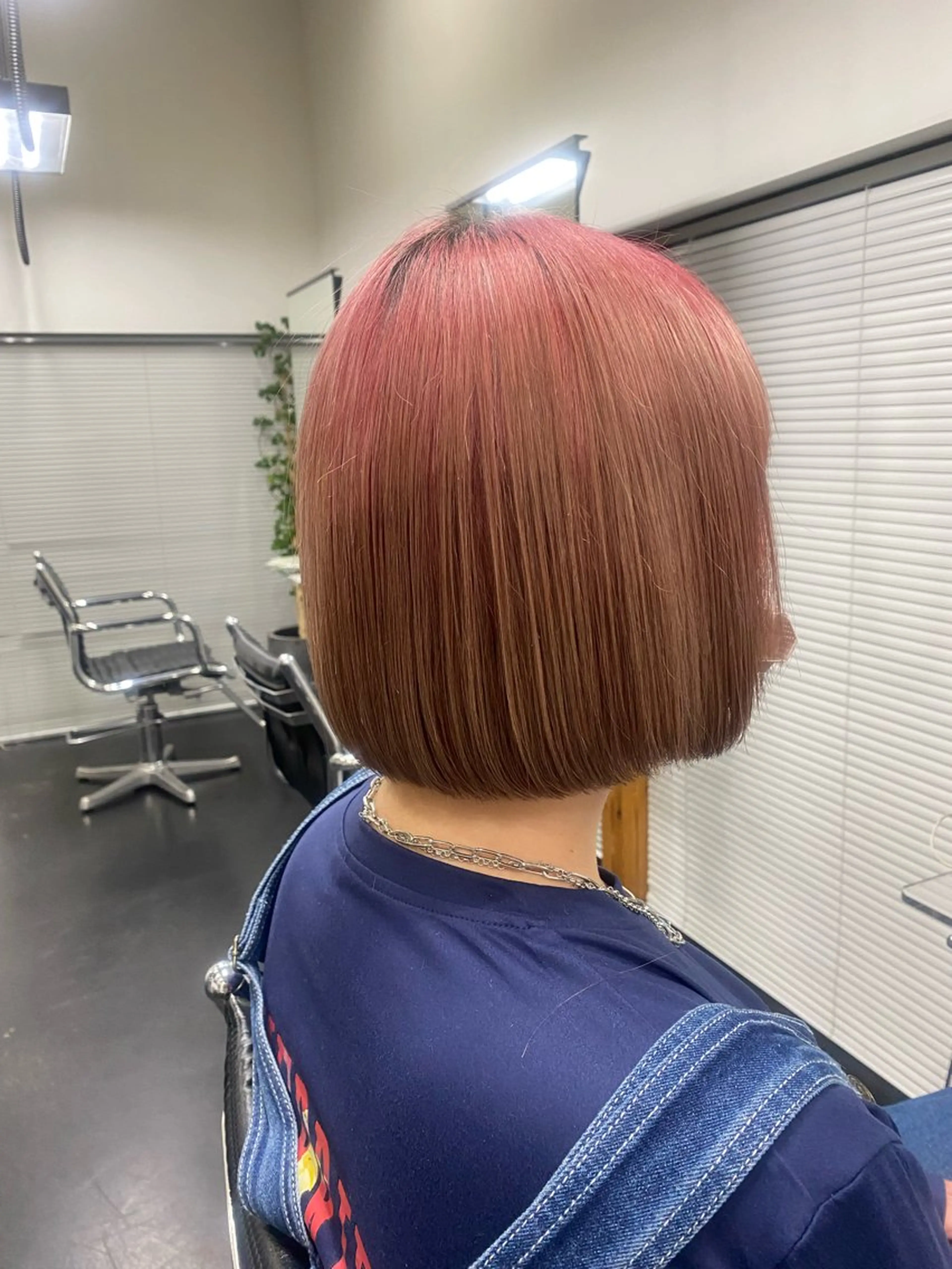 ミディアム 宇野 鈴花のヘアスタイル