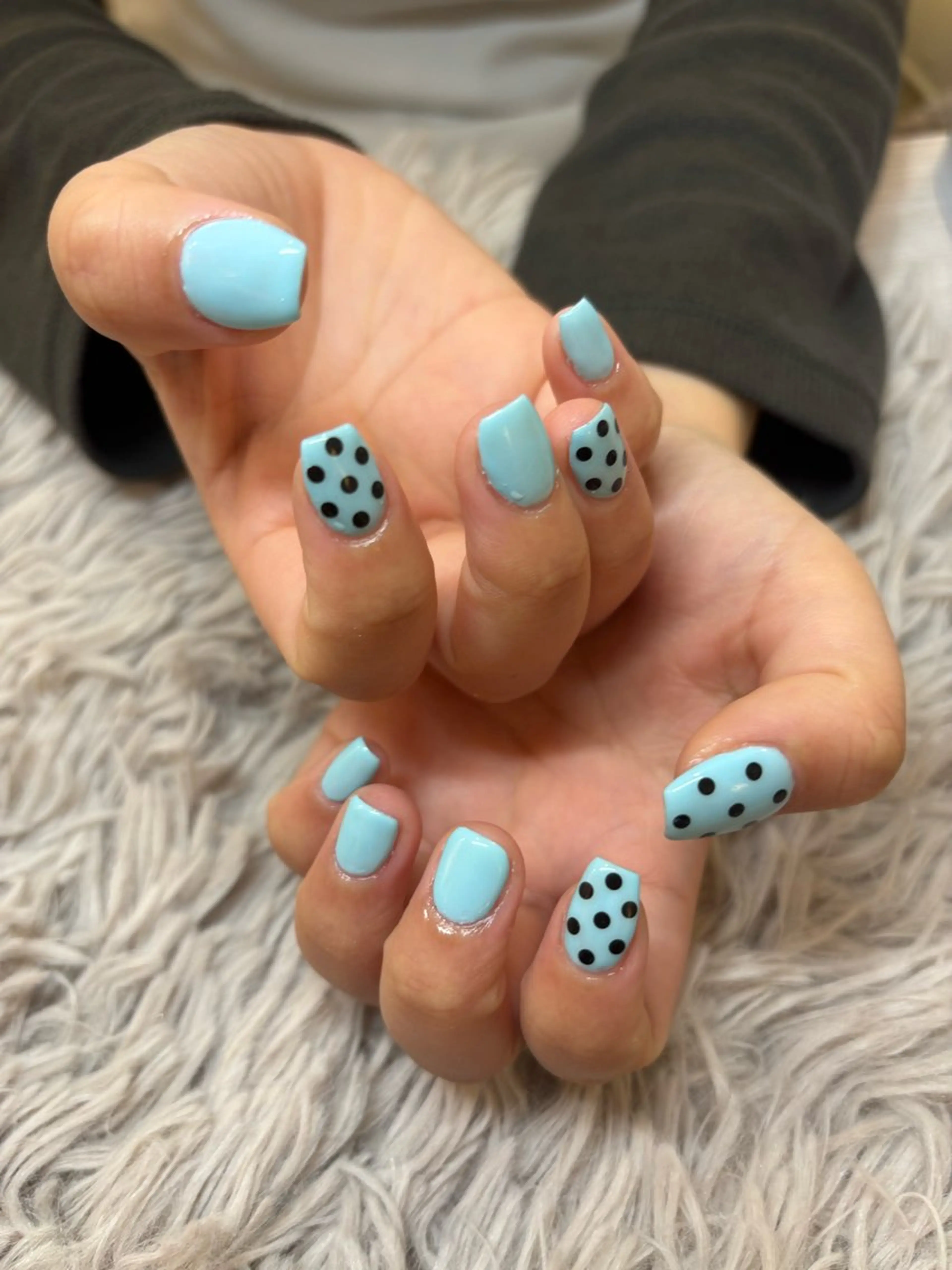 ネイル 伊藤 いちごのネイルデザイン