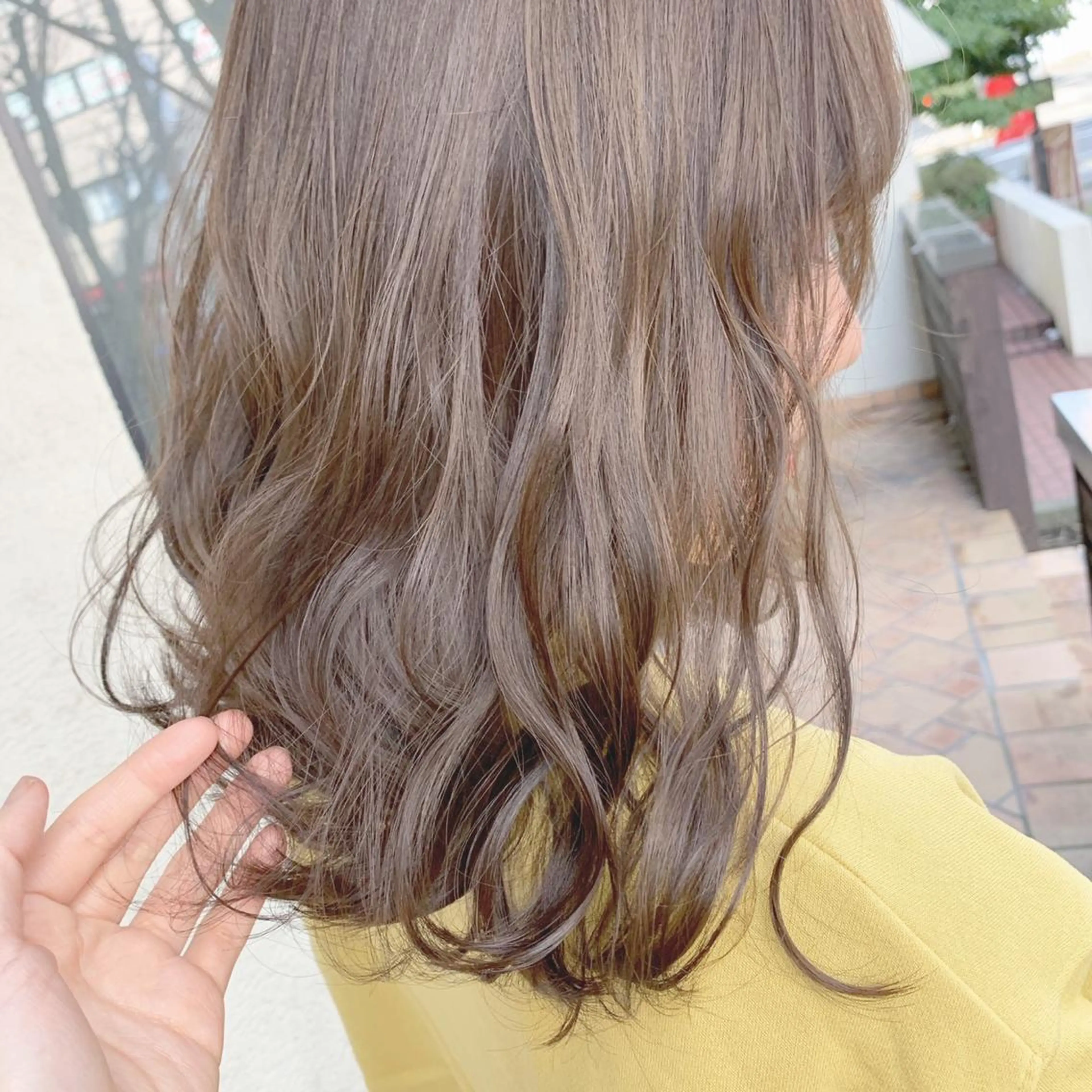 セミロング カラー 艶髪・酸性ストレート フリツのヘアスタイル