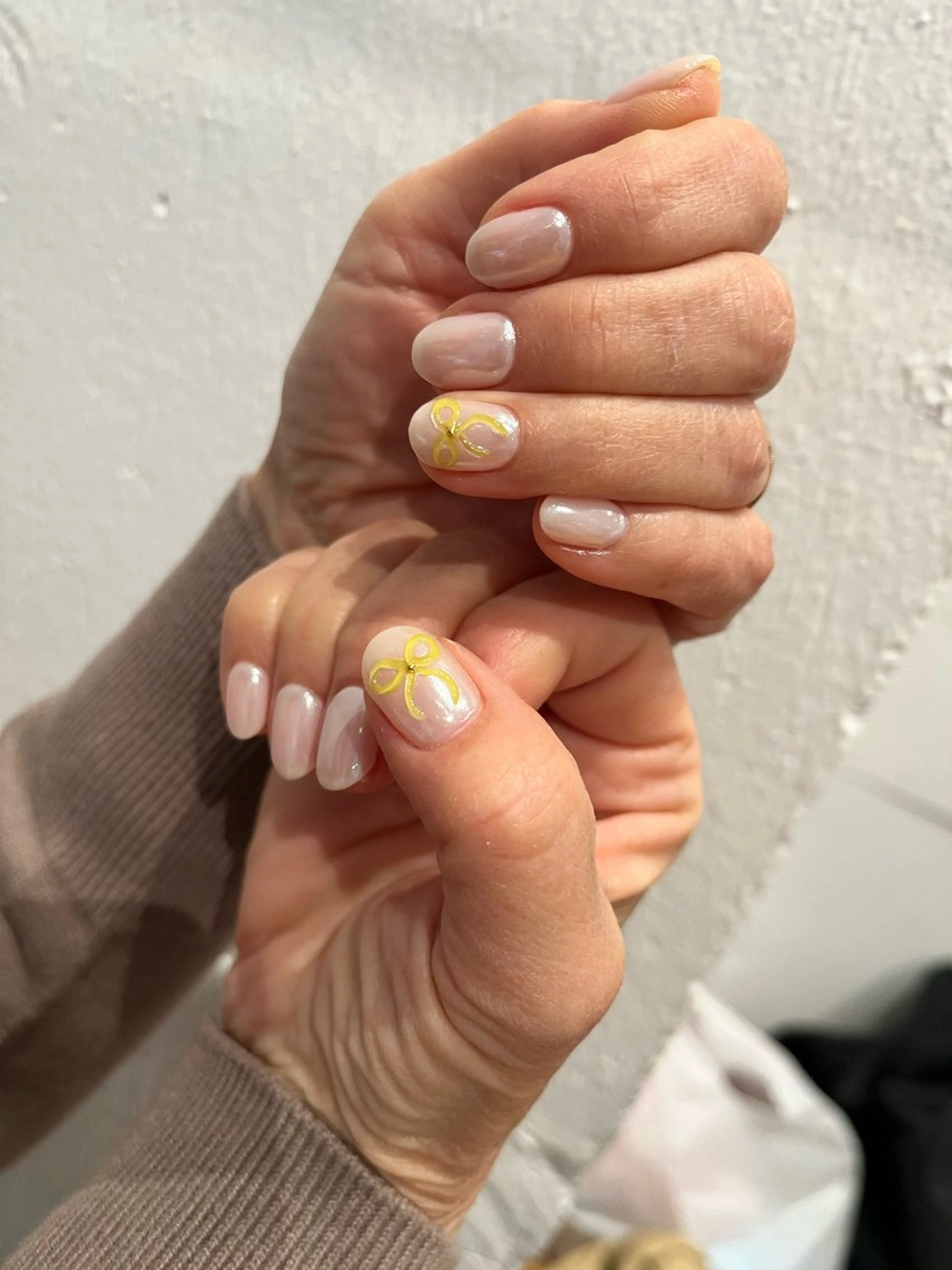 ネイル オーロラネイル グリーン ミラーネイル ぷっくりネイル 春ネイル ハンドネイル ballie／小野原 なつみのネイルデザイン