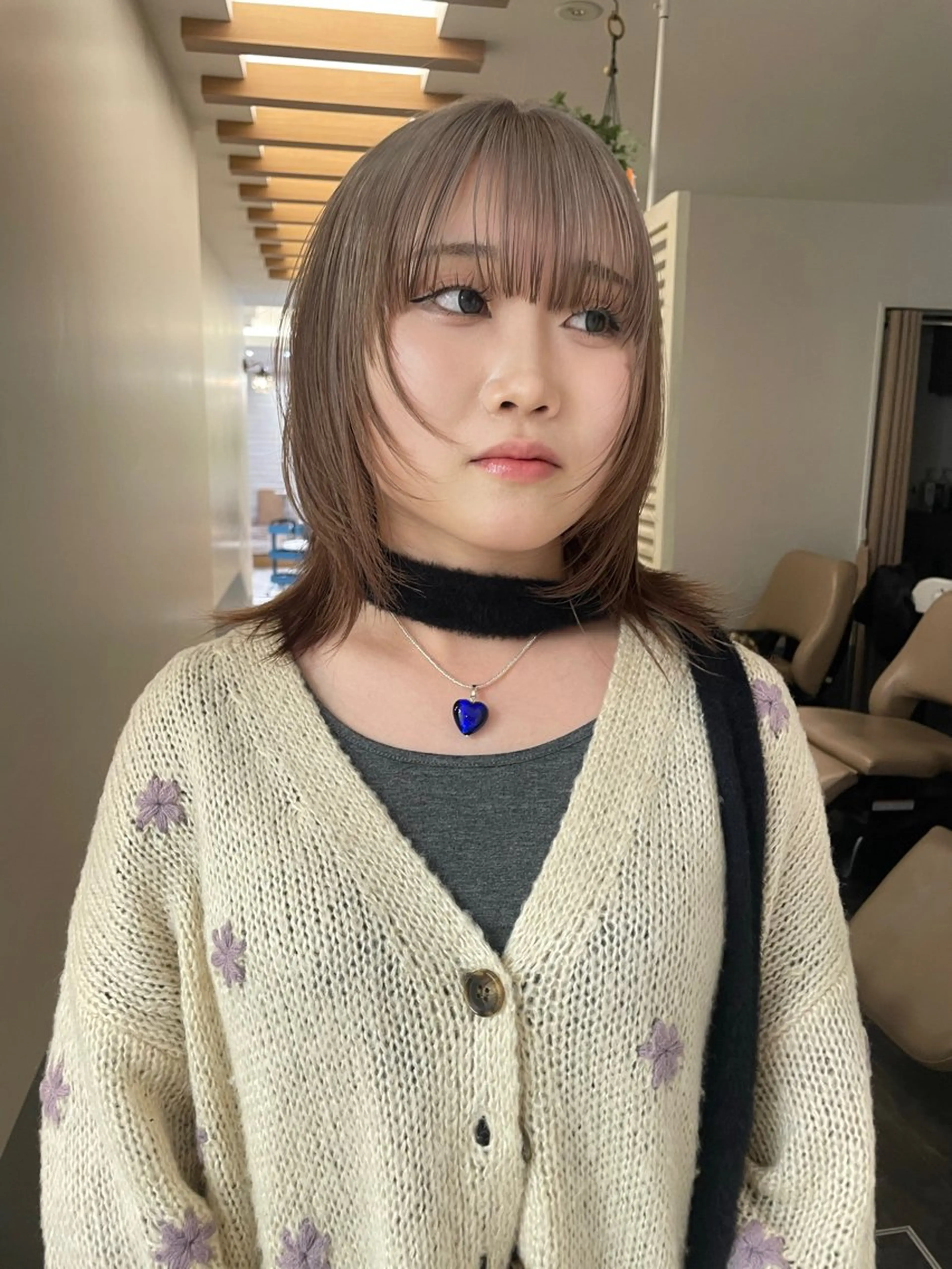 ミディアム カラー ヘアカラー リカ/ハイトーン ・オリーブ🍀のヘアスタイル