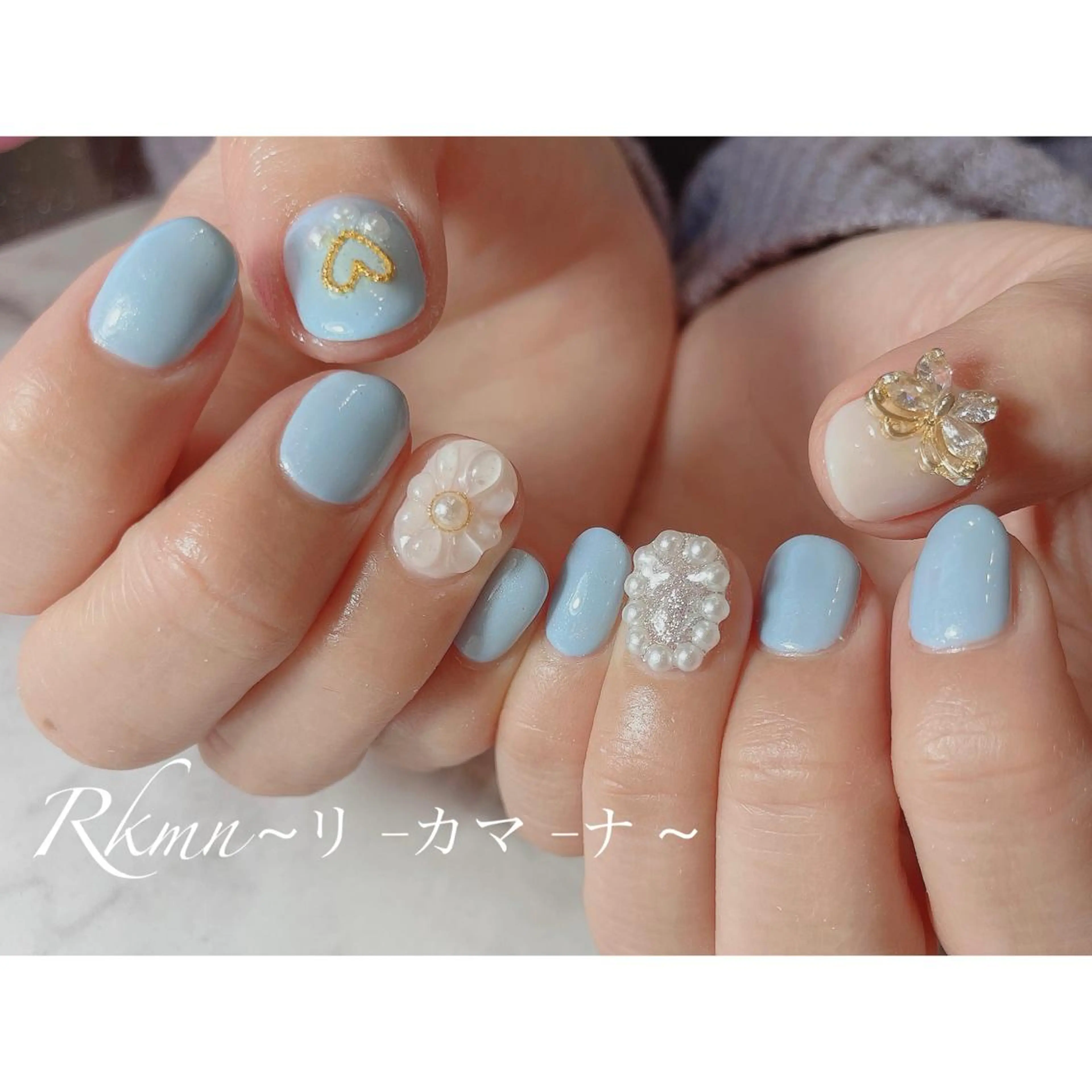 ネイル アートネイル ブルー フラワーネイル ハート 水色 ハンドネイル フットネイル ハンドケア Rkmn ~リ-カマ-ナ~のネイルデザイン