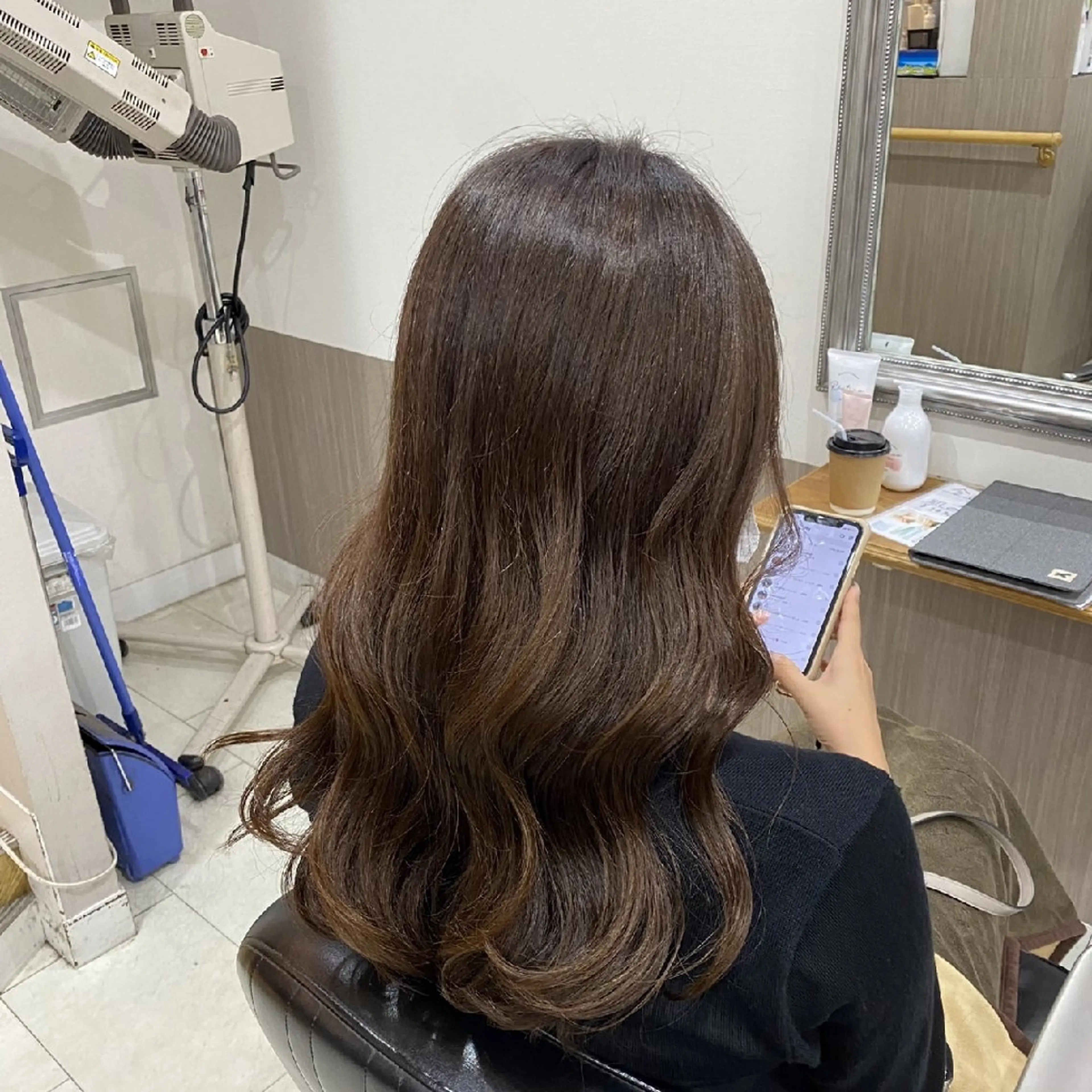 カラー ヘアカラー ヘッドスパ 暖色🍎透明感カラー 🩵小林かりんのヘアスタイル