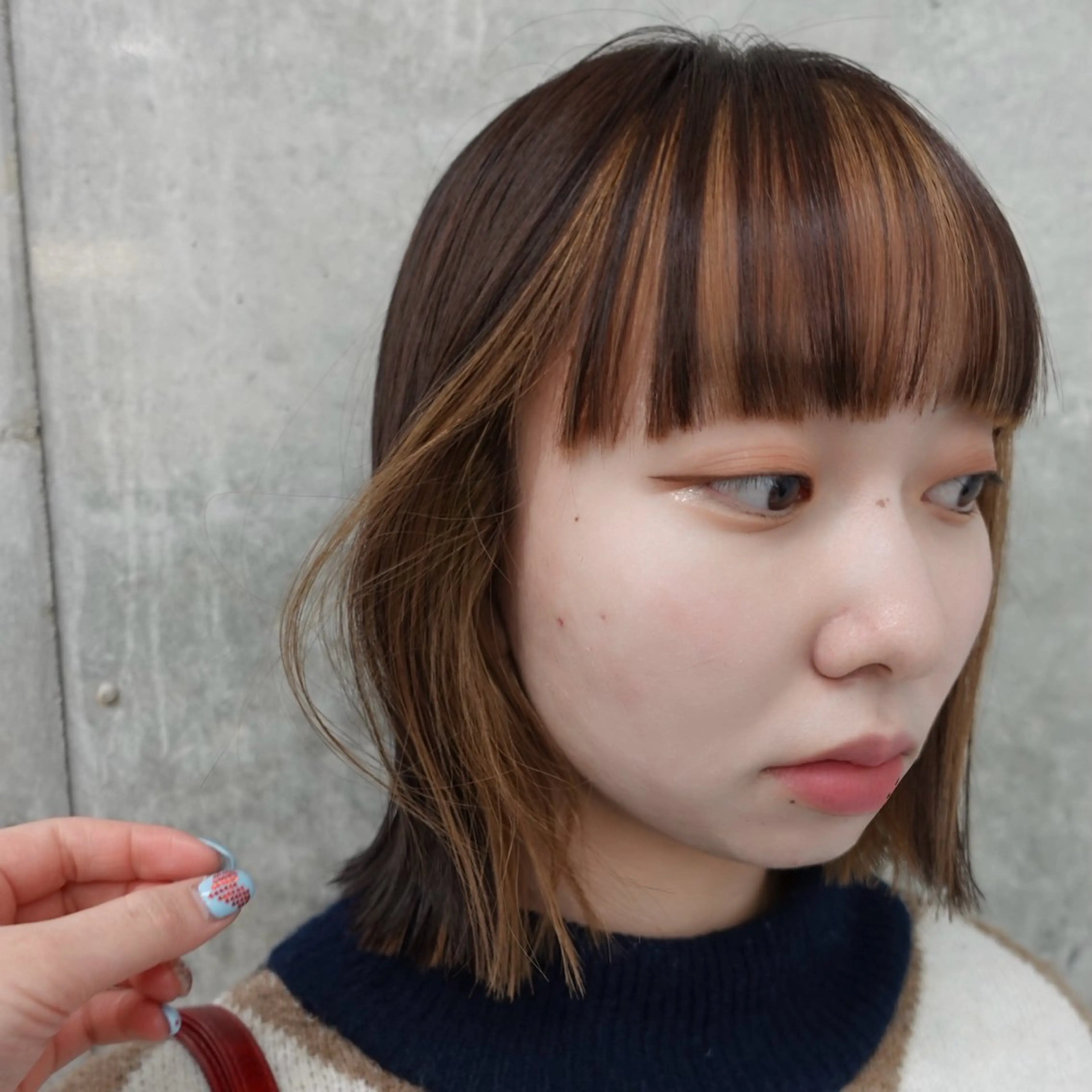 ミディアム カラー ヘアアレンジ ミストバング  フェイスフレーミング カット ヘアカラー 🌐サトウ リョウ🌐のヘアスタイル