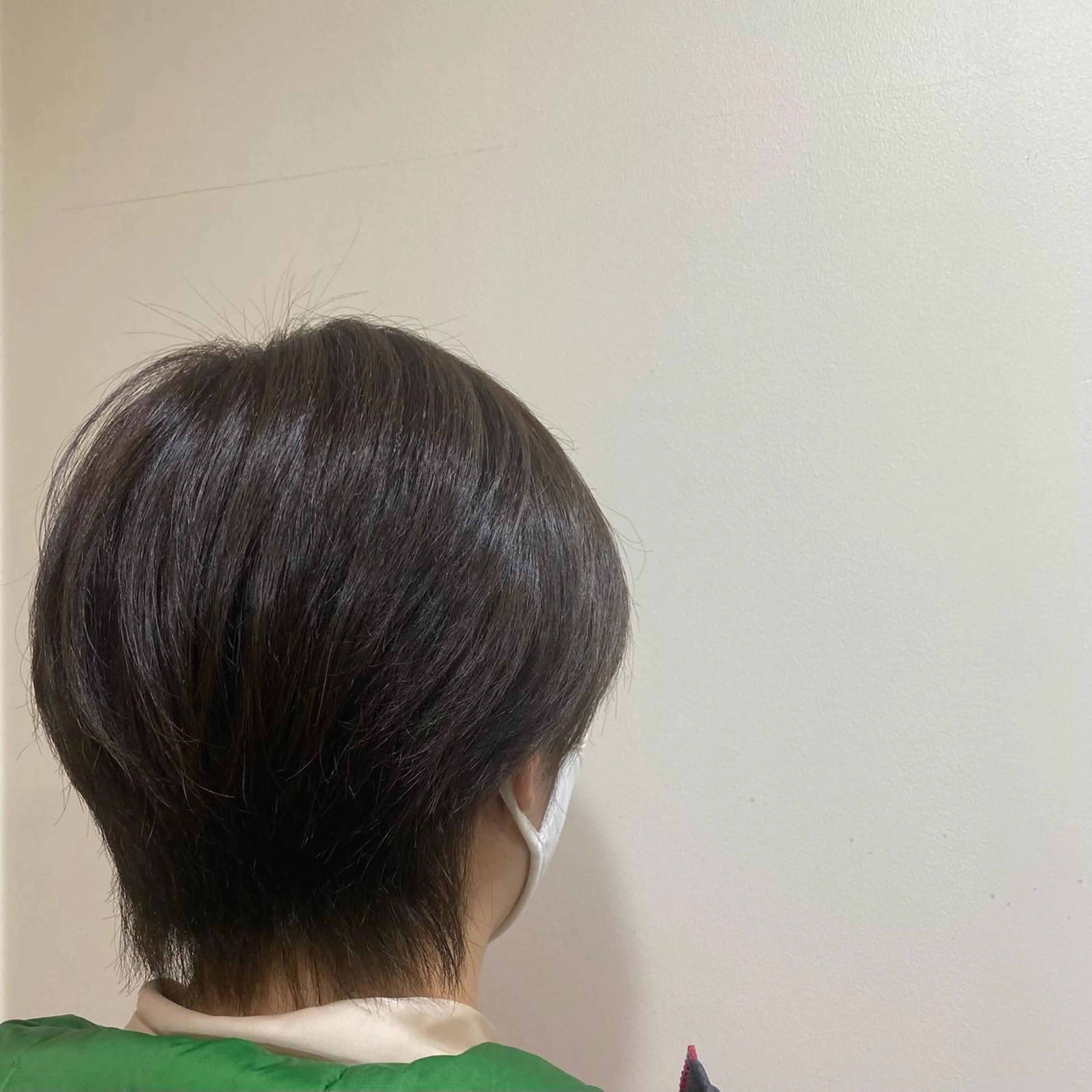 ショート カラー JINKIメンズ特化 メンズカットパーマのヘアスタイル