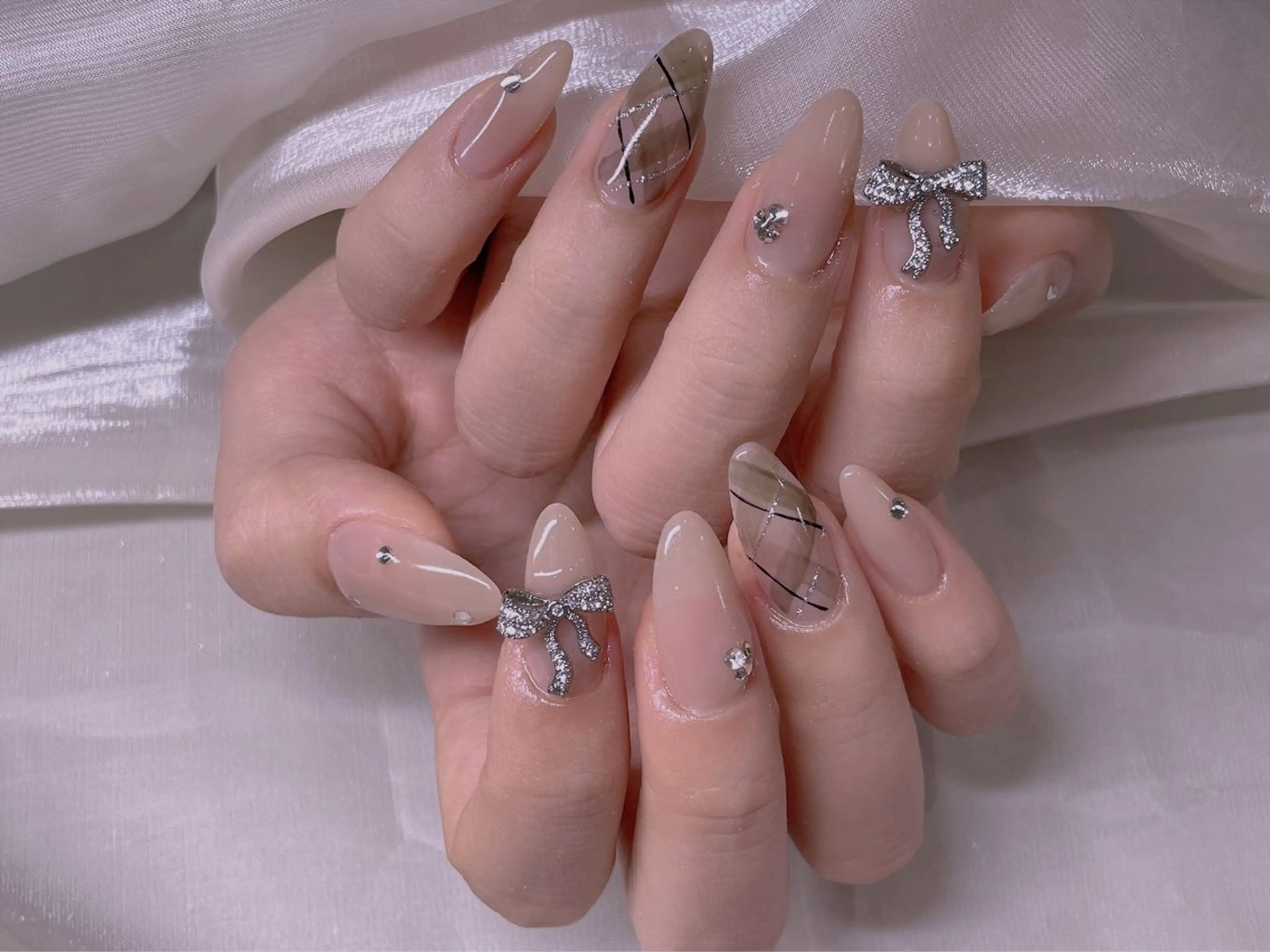 ネイル ハンドネイル エムズ ハヤシのネイルデザイン