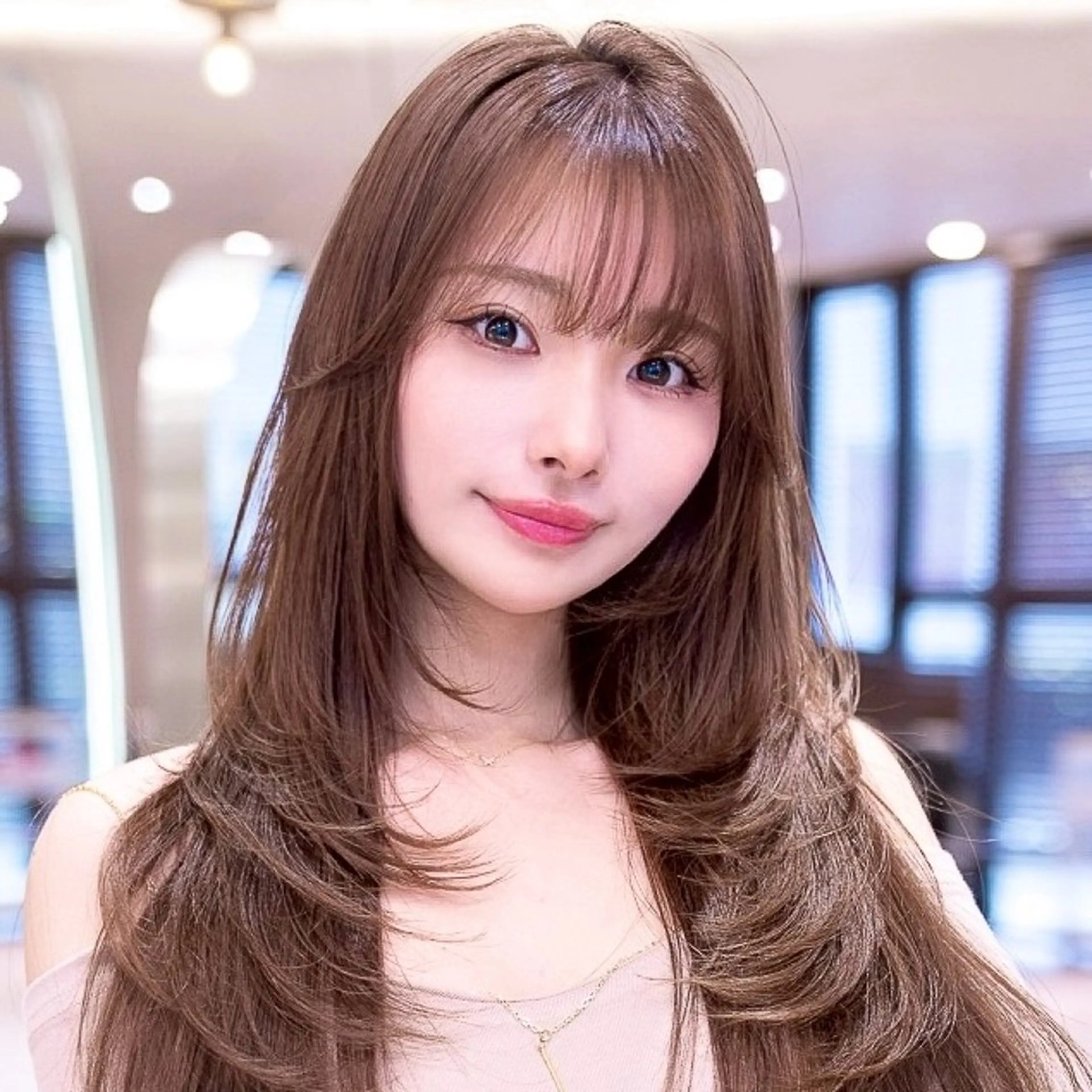 ミディアム カラー カット 渋谷/韓国レイヤー ハッシュ/堅亘🟩のヘアスタイル