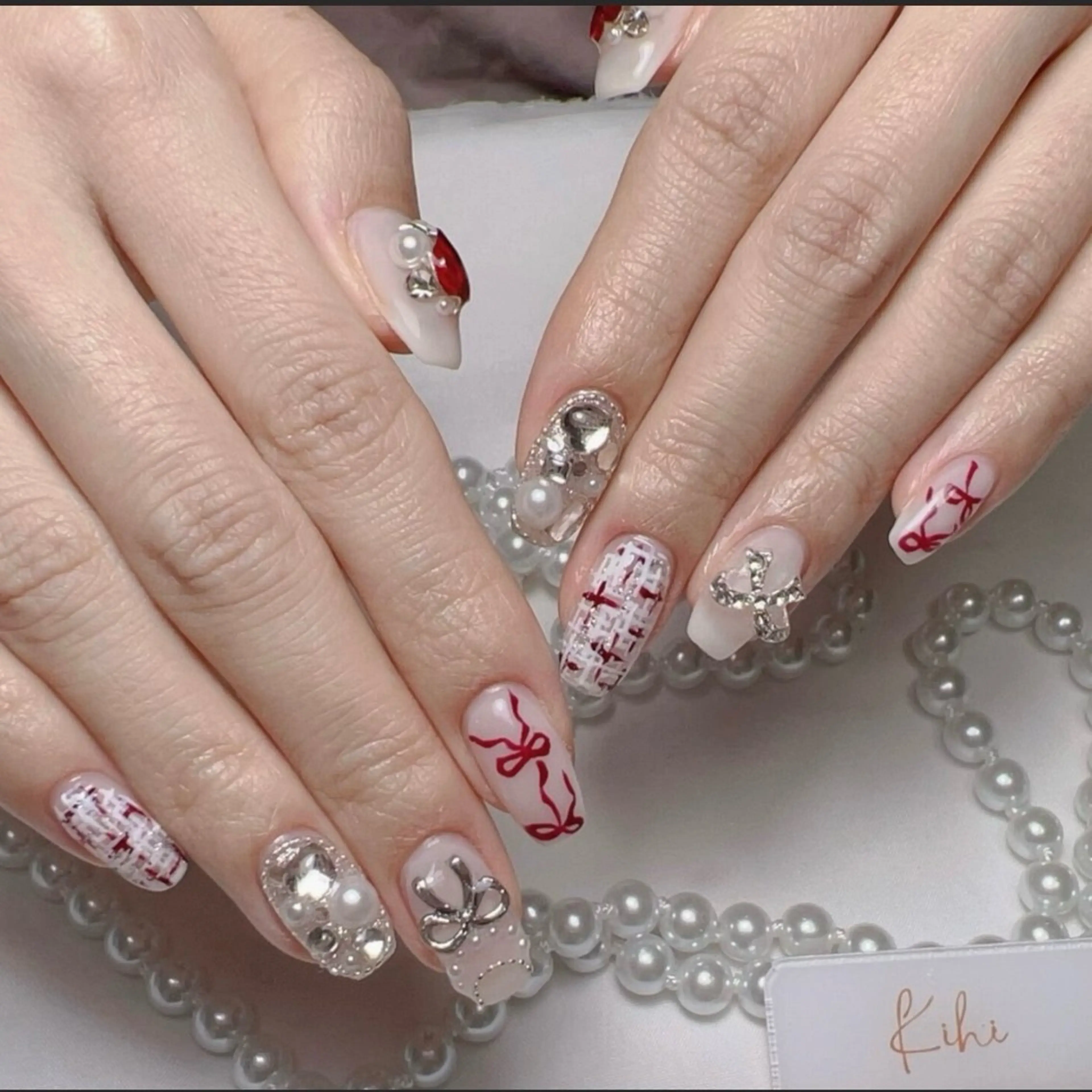 ネイル アートネイル フレンチネイル ジェルネイル グラデーション 韓国ネイル ハンドネイル 💕鈴木ユリ パラジェル/オフ無料のネイルデザイン