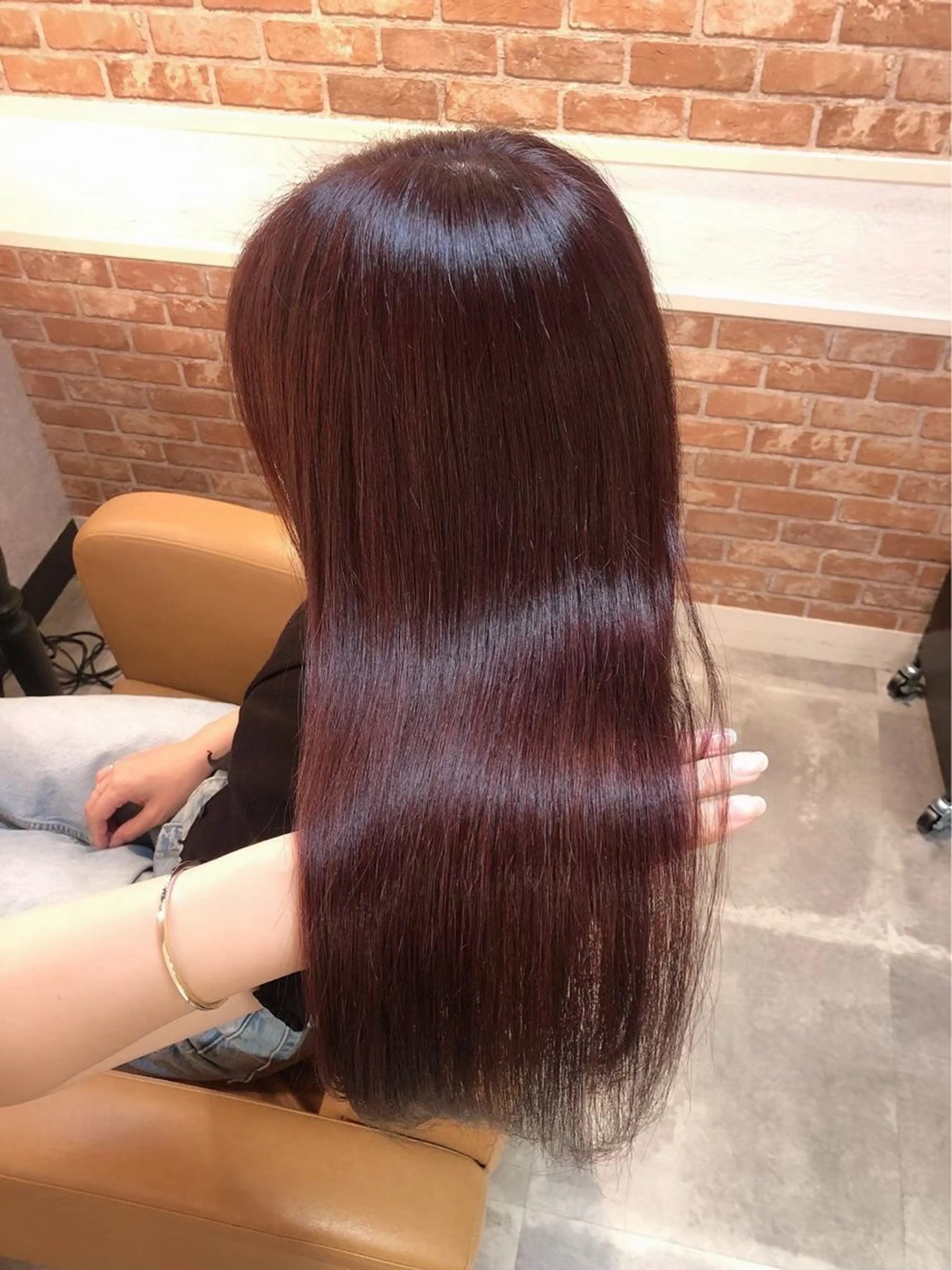 セミロング カラー ヘアカラー 岡野 幸輝のヘアスタイル