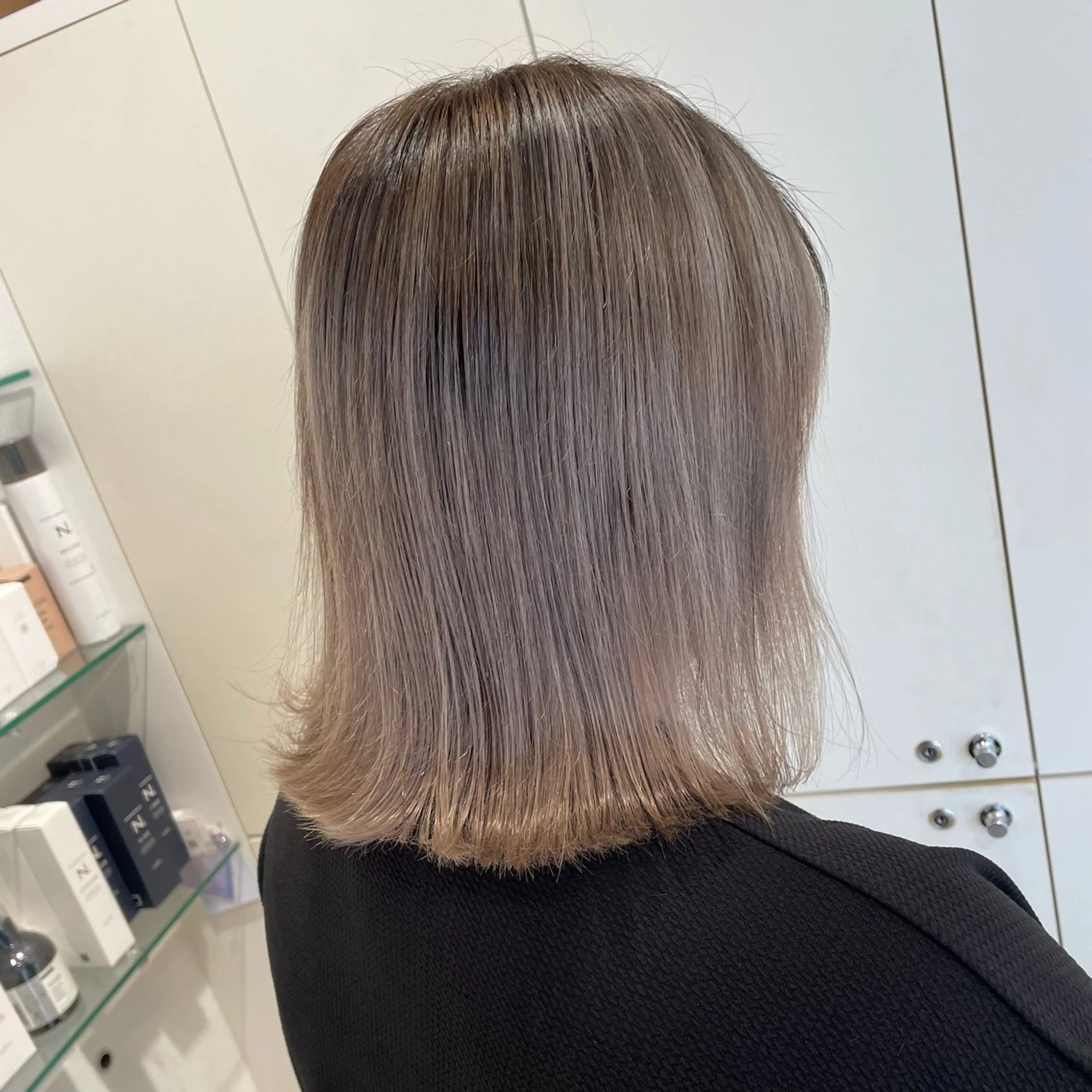 ミディアム カラー ブリーチ シルバー カット ヘアカラー トリートメント ❁⃘ ち だ り さ ❁⃘のヘアスタイル