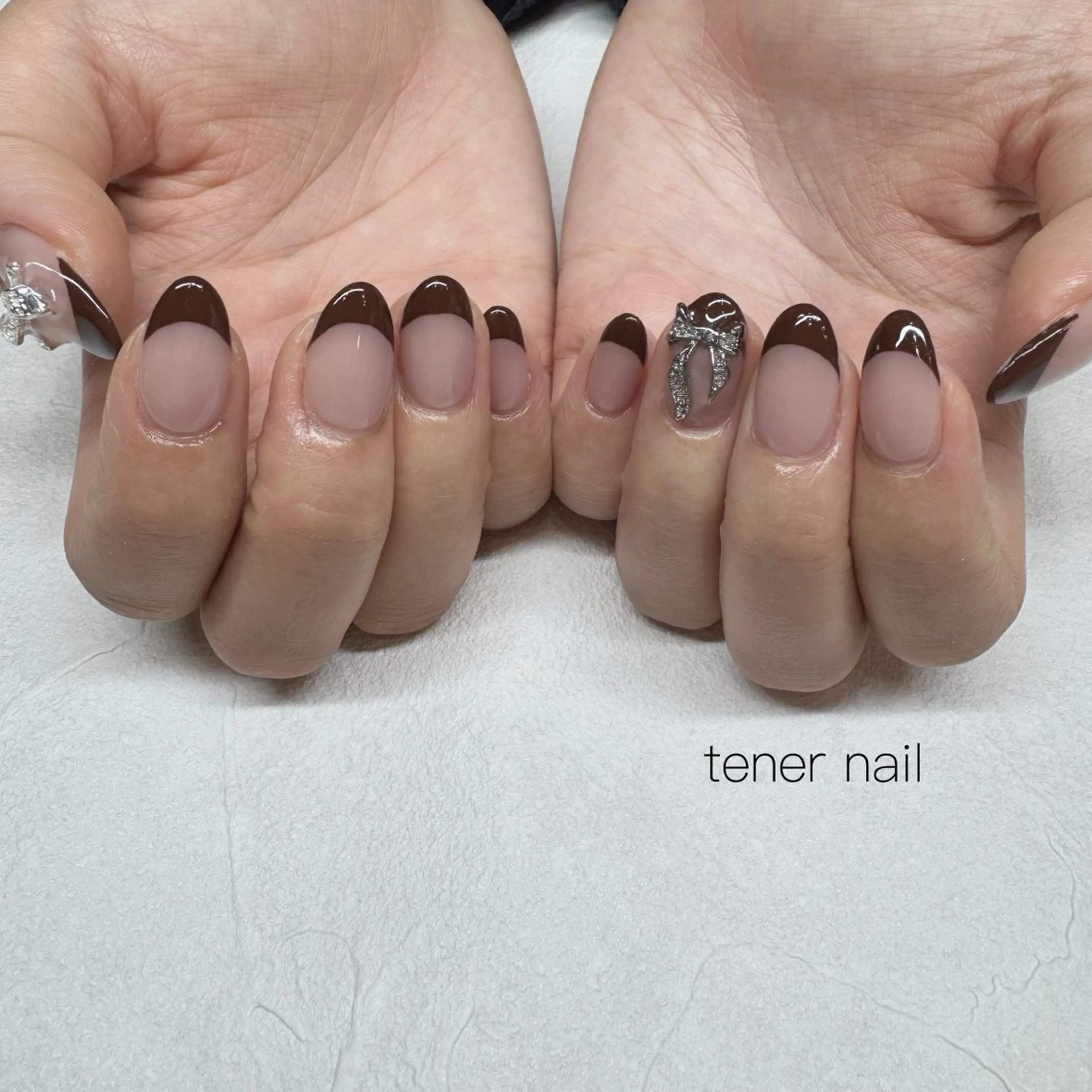 ネイル フレンチネイル リボン ハンドネイル テネルネイル tener nailのネイルデザイン