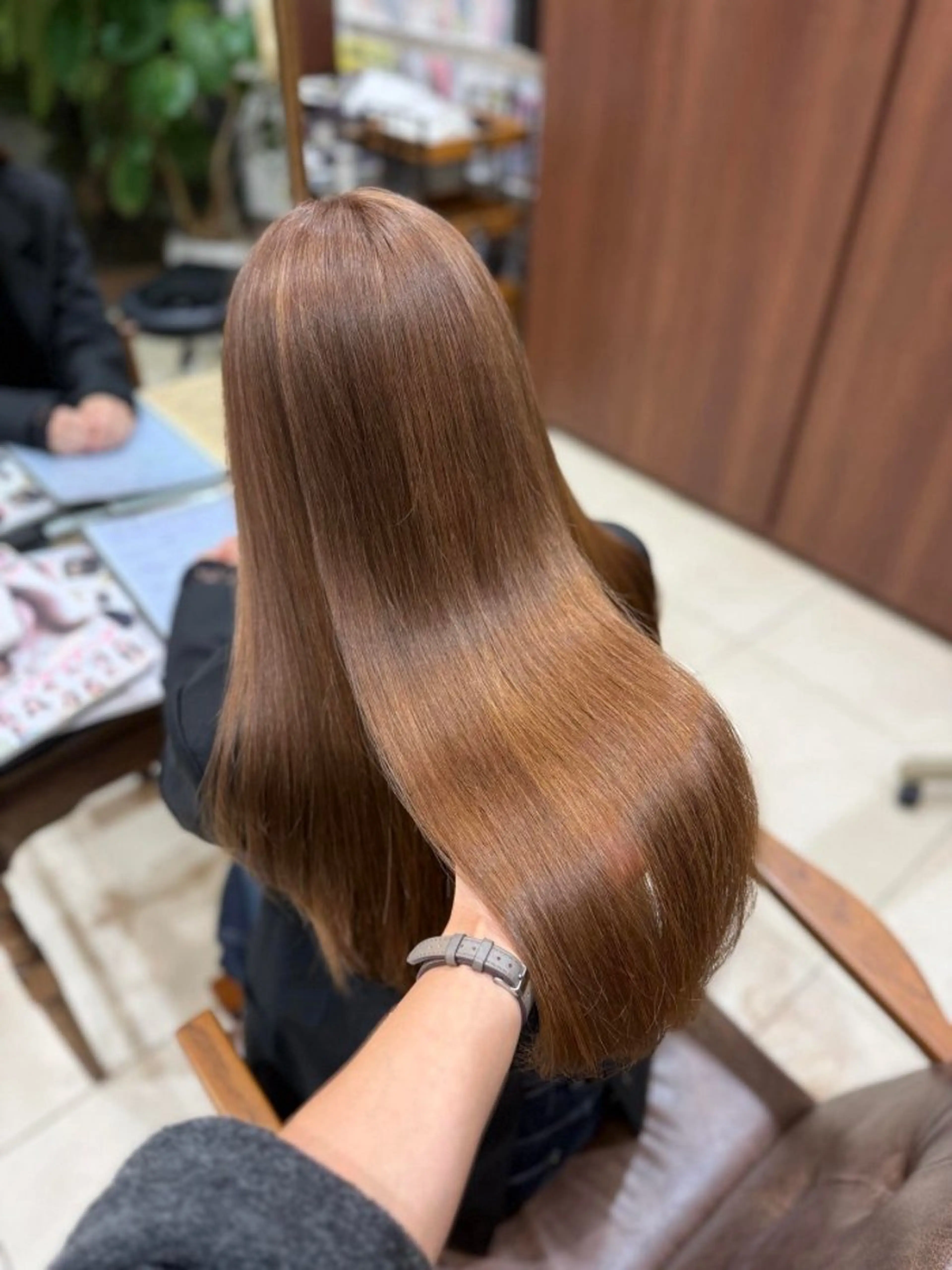 ロング ヘアカラー トリートメント 大柴 彩花のヘアスタイル