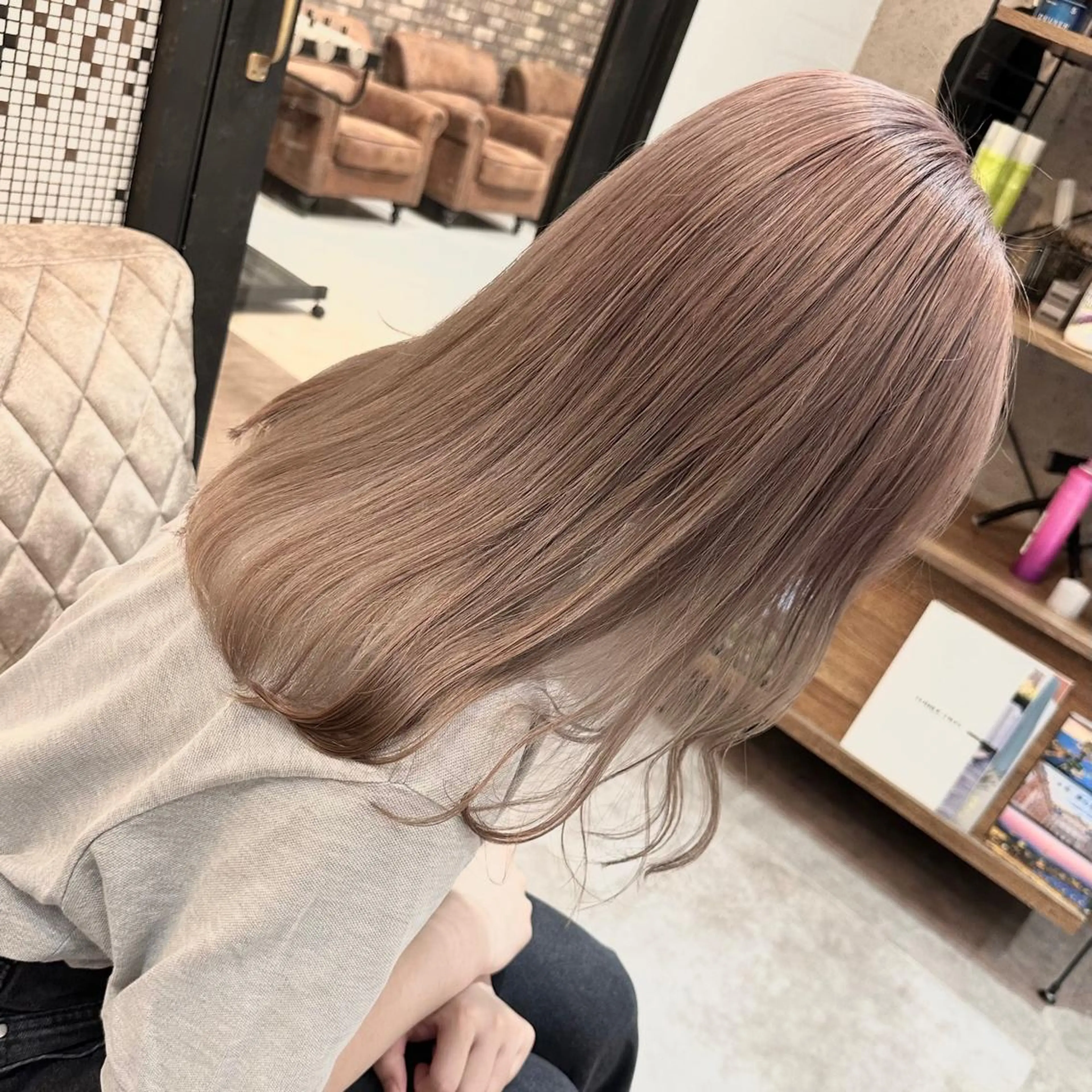 ロング カット ヘアカラー トリートメント ブリーチ/バレイヤ ージュ川端裕司のヘアスタイル