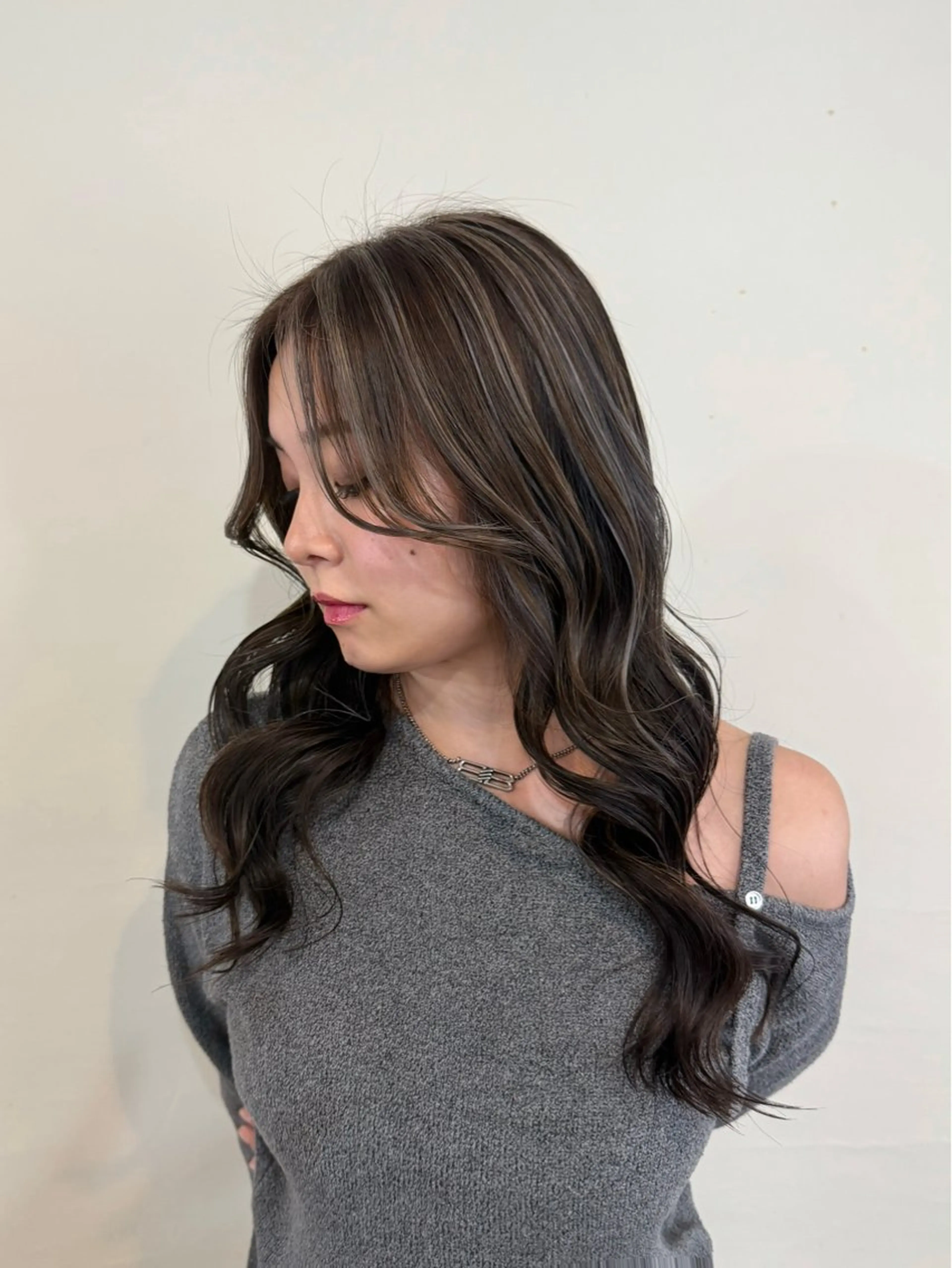 ロング カラー ハイライトカラー ハイライト ヘアカラー トリートメント 💎夏葵 ハイライト /デザイン指名No1のヘアスタイル