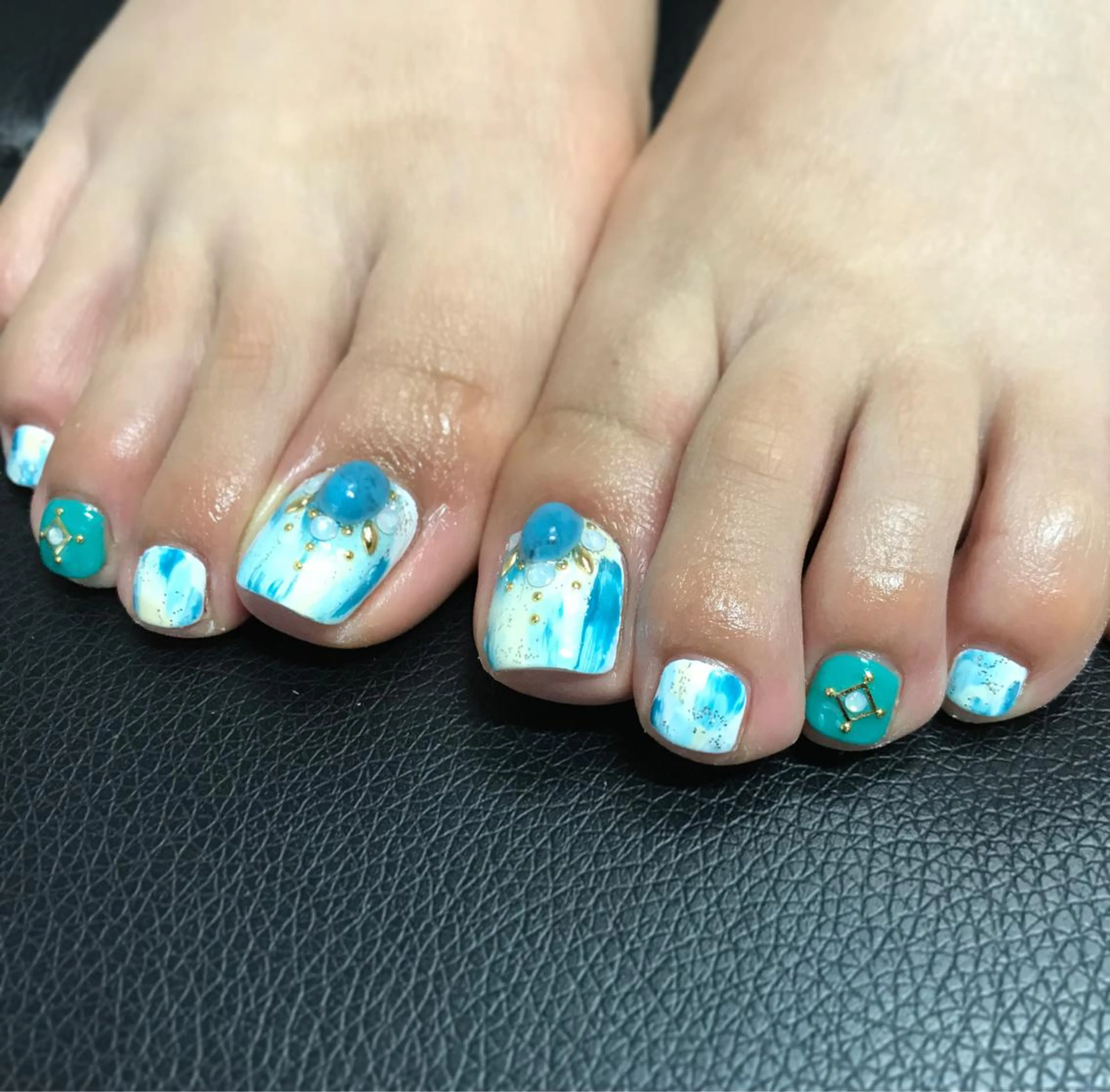 ネイル MiRanda 保坂 舞のネイルデザイン