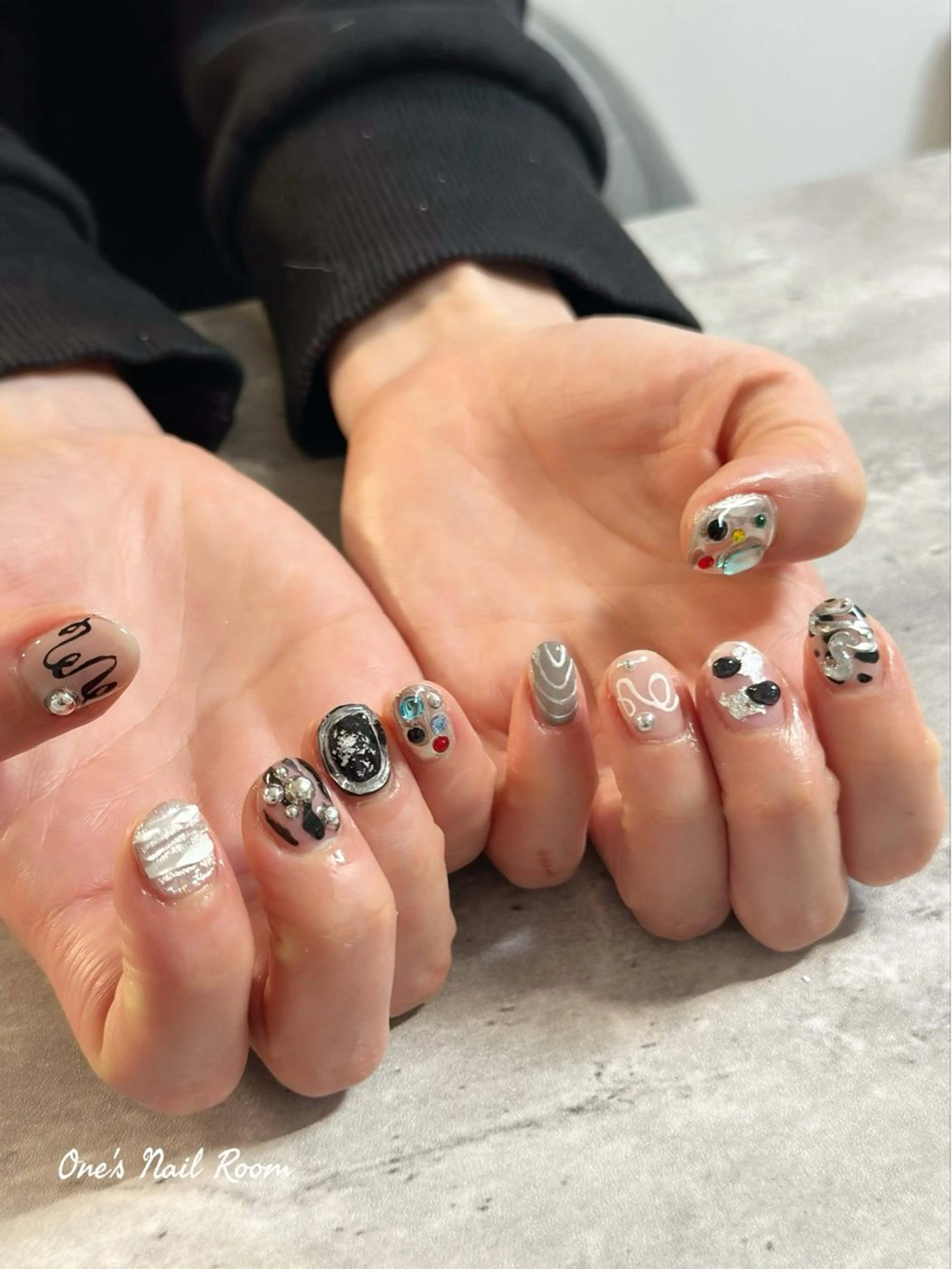 ネイル ハンドネイル One's Nail Roomのネイルデザイン