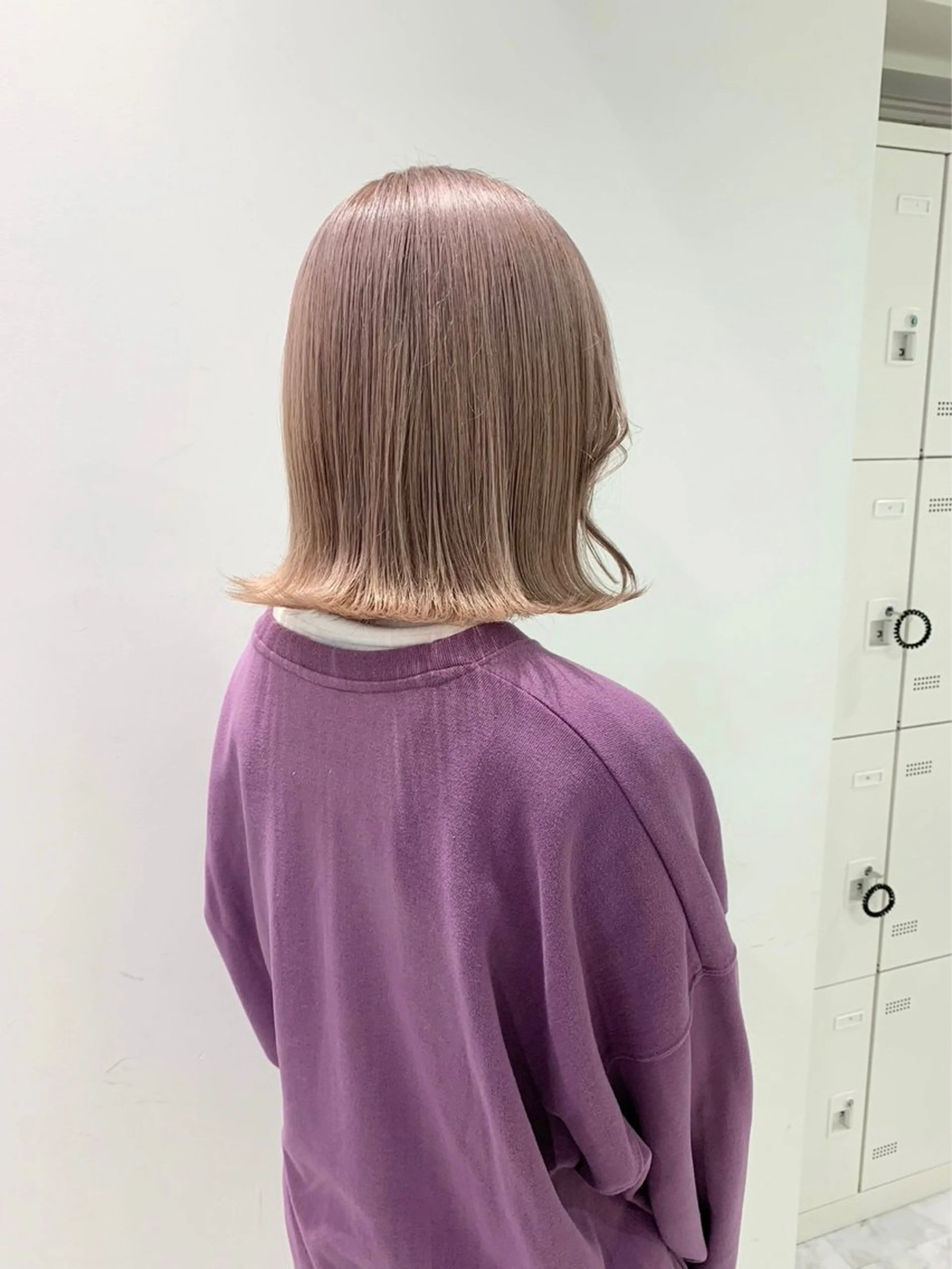 ショート カラー Over hair_ misakiのヘアスタイル